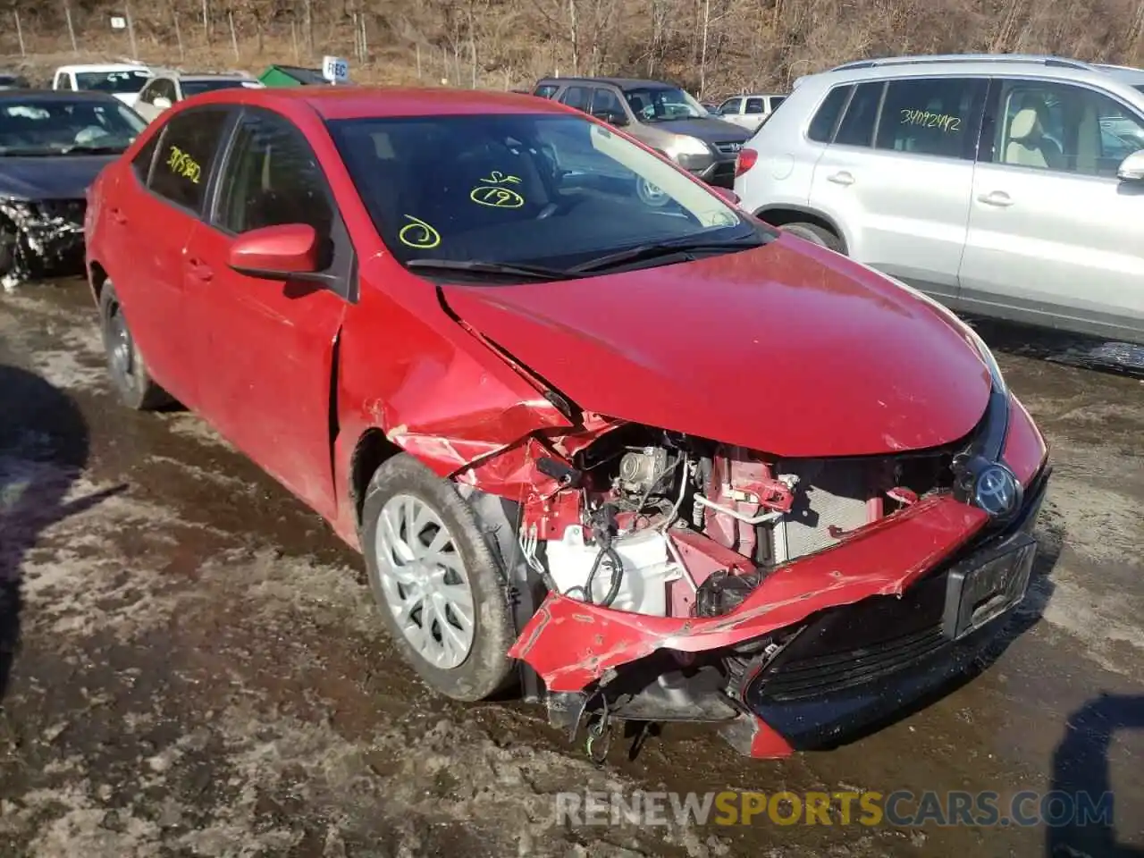 1 Photograph of a damaged car 2T1BURHE4KC125237 TOYOTA COROLLA 2019