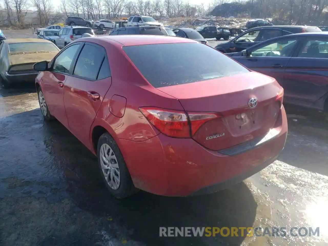 3 Photograph of a damaged car 2T1BURHE4KC125237 TOYOTA COROLLA 2019