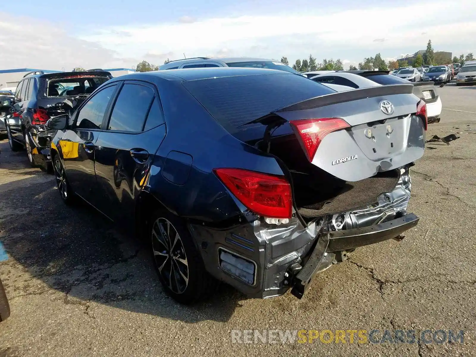 3 Photograph of a damaged car 2T1BURHE4KC126078 TOYOTA COROLLA 2019