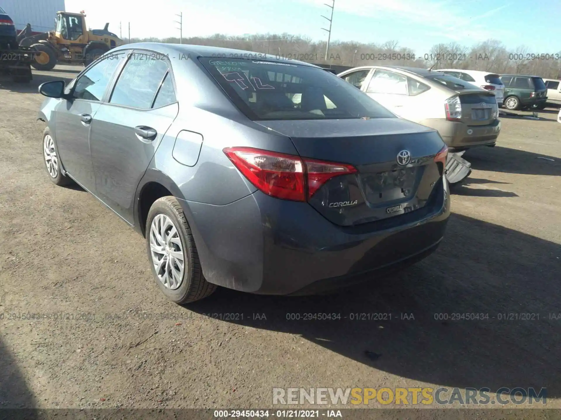 3 Photograph of a damaged car 2T1BURHE4KC126890 TOYOTA COROLLA 2019