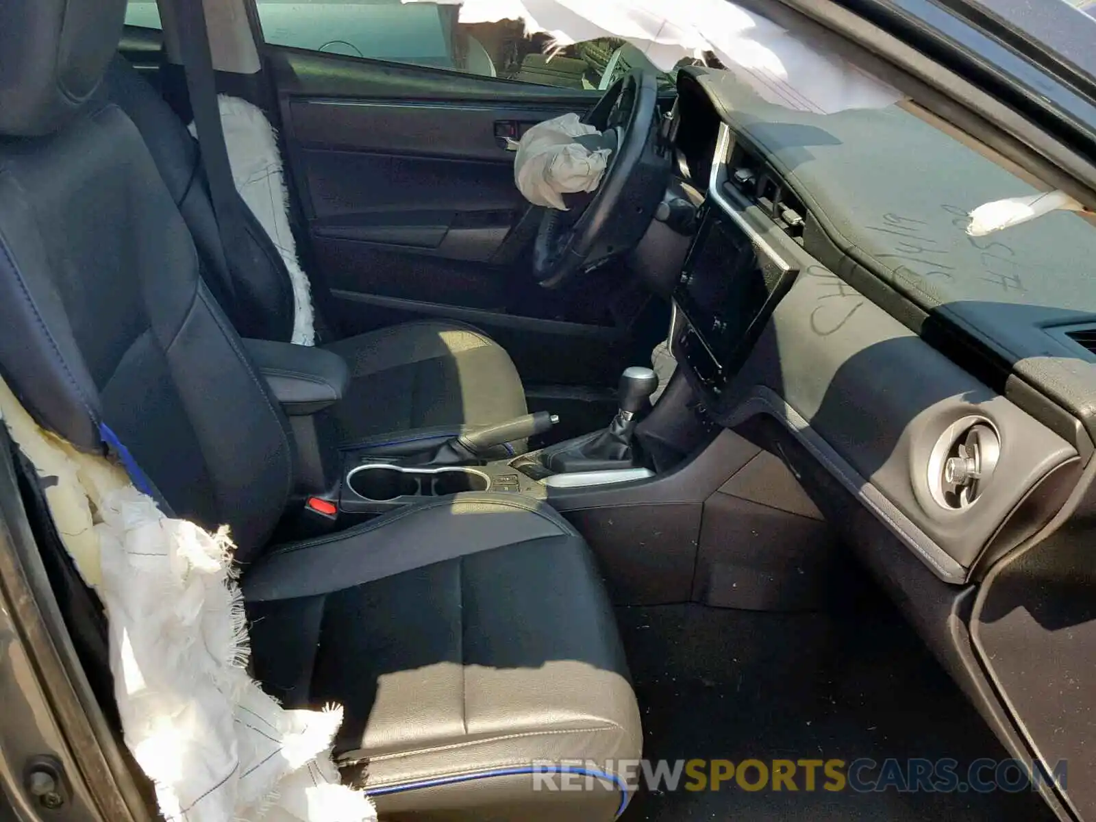 5 Photograph of a damaged car 2T1BURHE4KC127280 TOYOTA COROLLA 2019