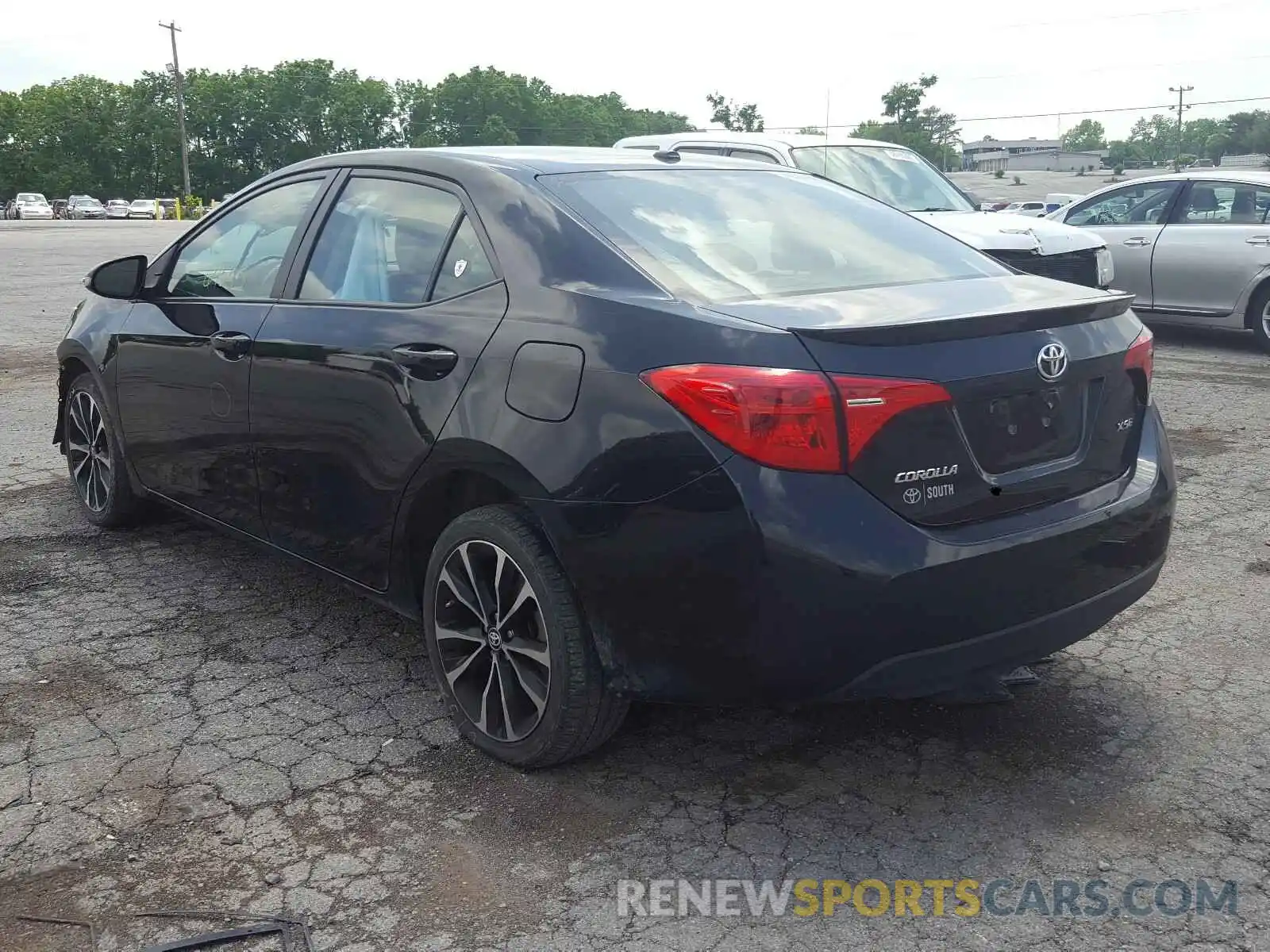 3 Photograph of a damaged car 2T1BURHE4KC127439 TOYOTA COROLLA 2019