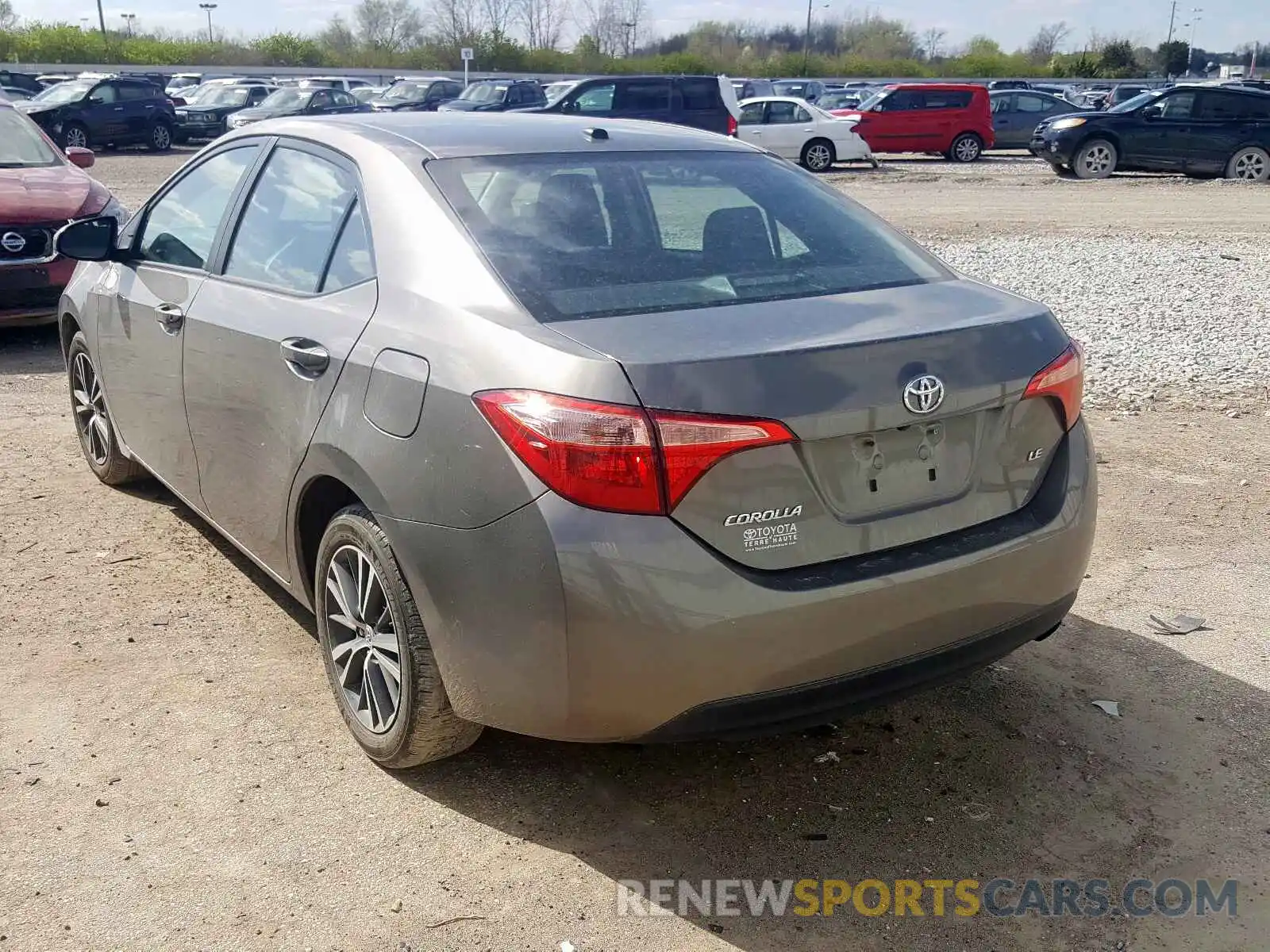 3 Photograph of a damaged car 2T1BURHE4KC127568 TOYOTA COROLLA 2019