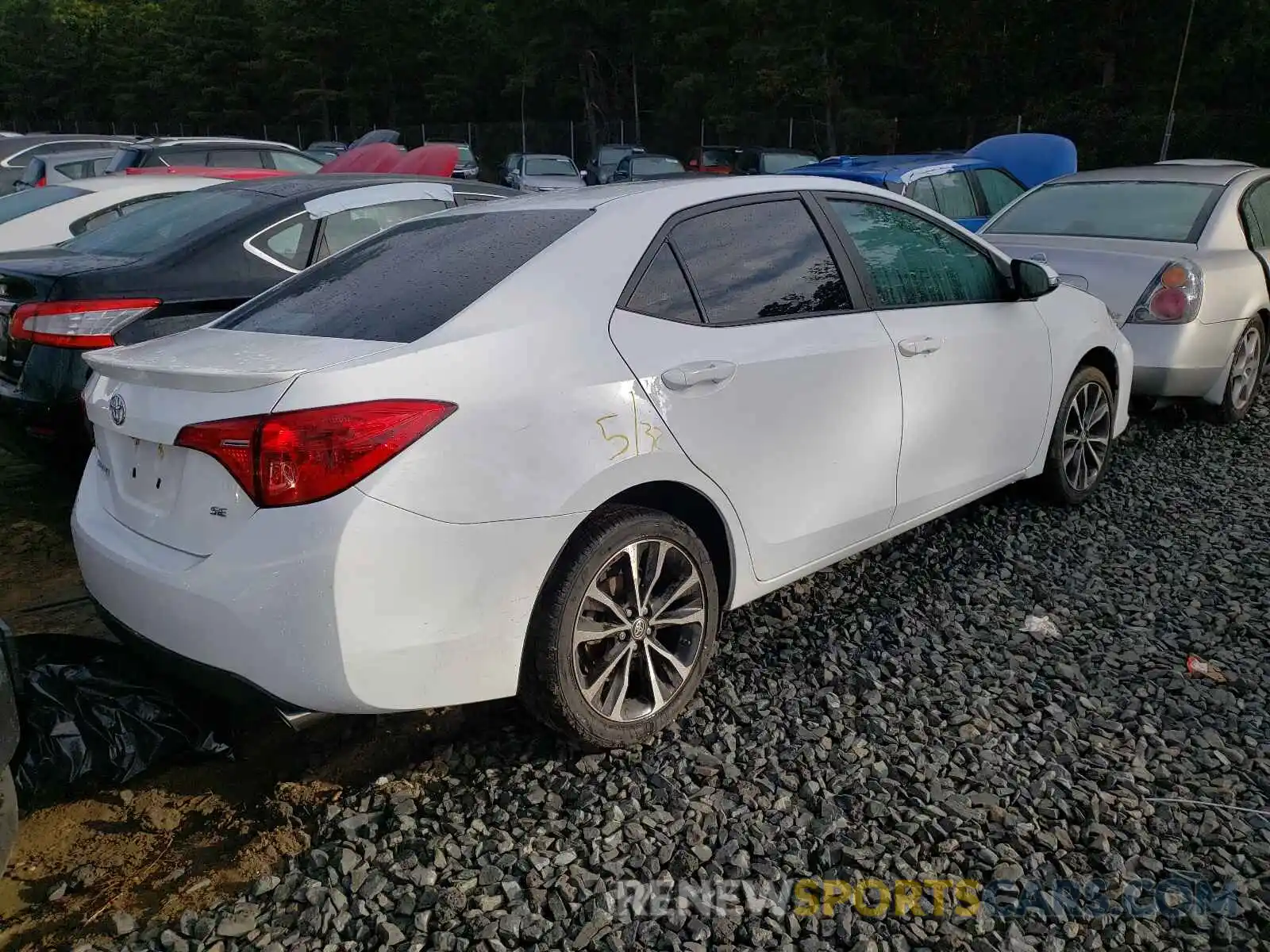 4 Фотография поврежденного автомобиля 2T1BURHE4KC128493 TOYOTA COROLLA 2019