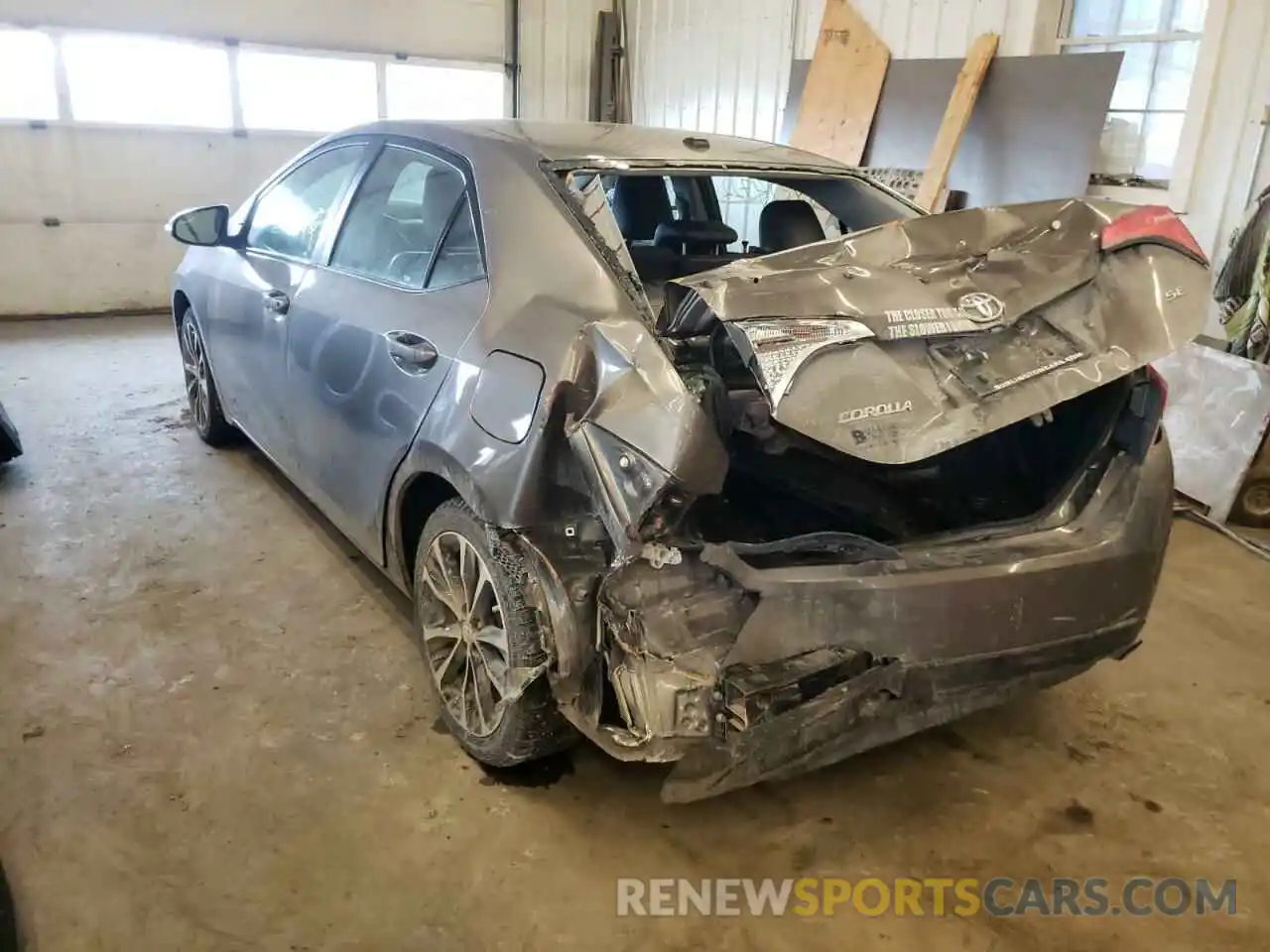 3 Photograph of a damaged car 2T1BURHE4KC129045 TOYOTA COROLLA 2019