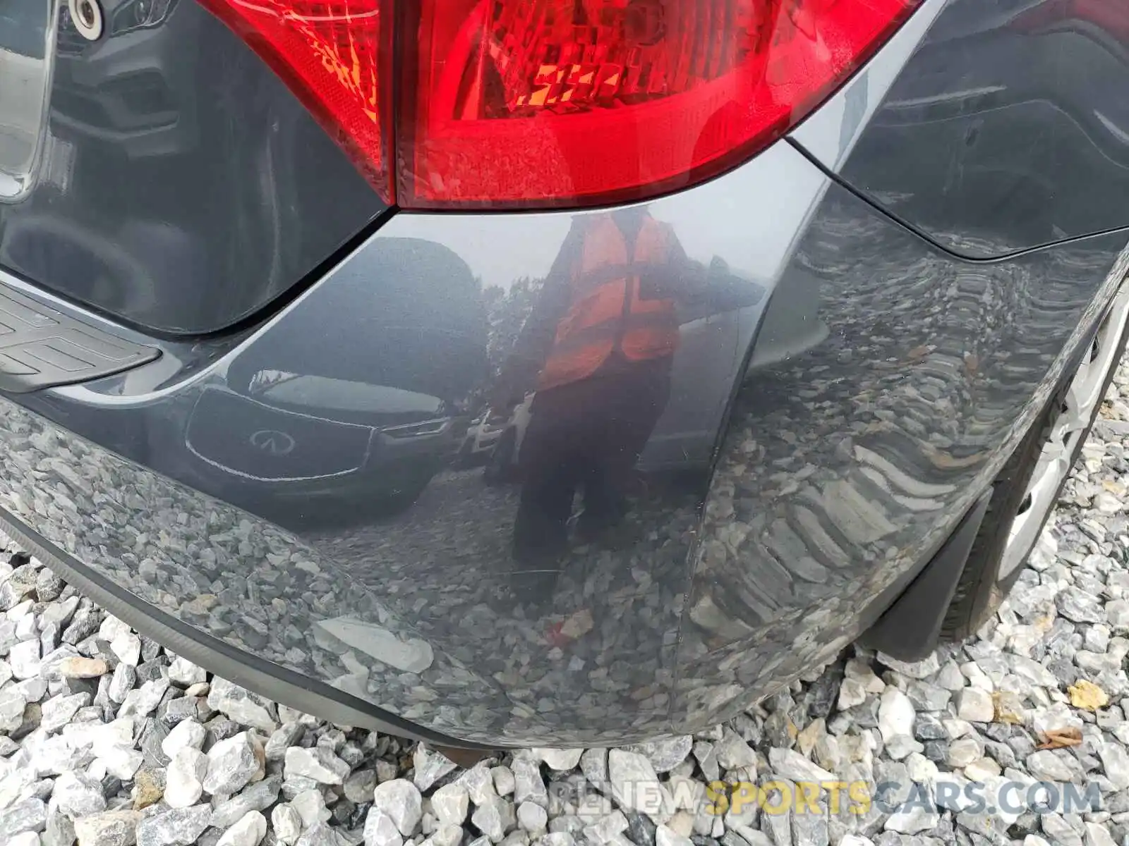 10 Photograph of a damaged car 2T1BURHE4KC129238 TOYOTA COROLLA 2019