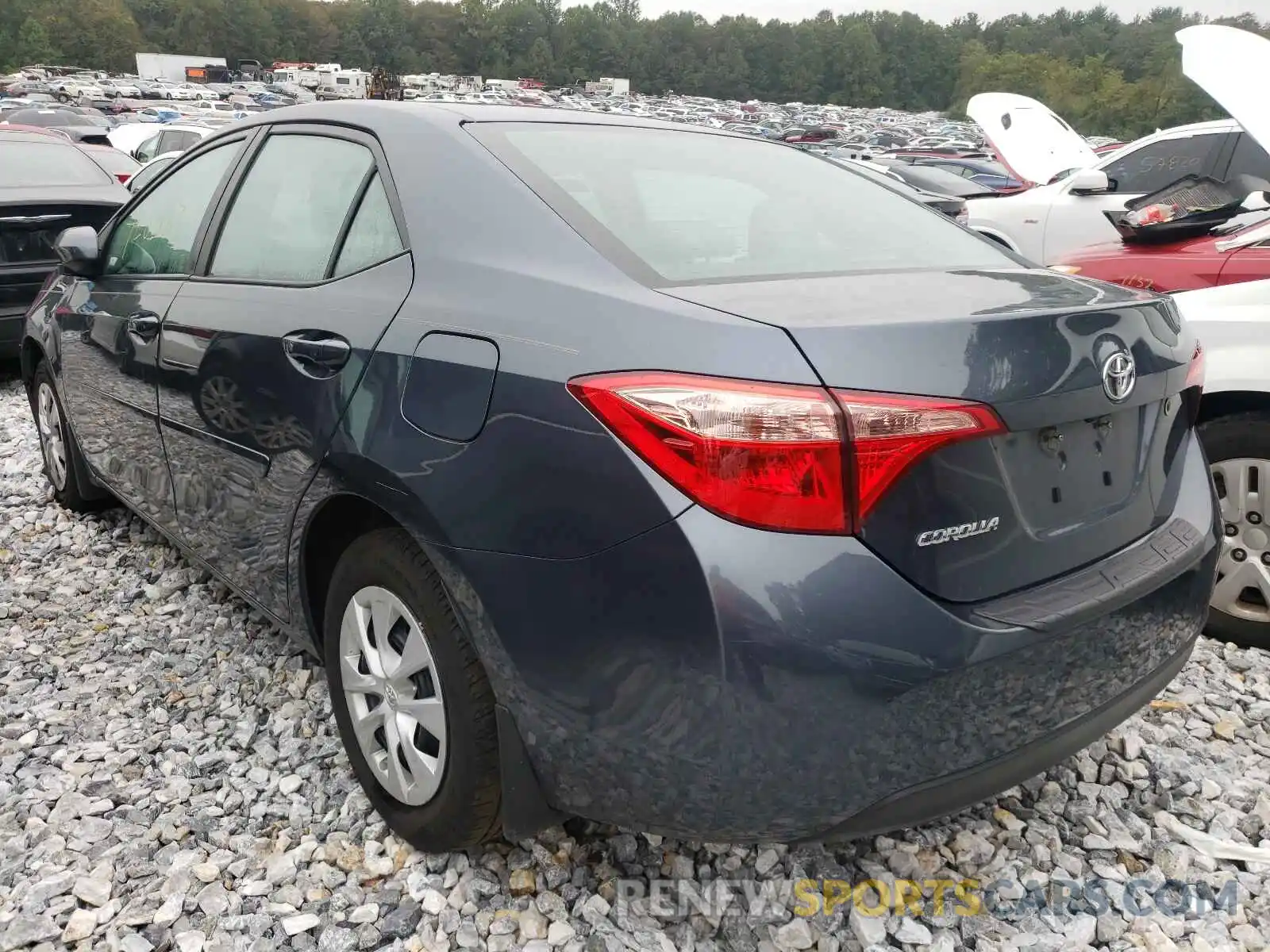 3 Photograph of a damaged car 2T1BURHE4KC129238 TOYOTA COROLLA 2019