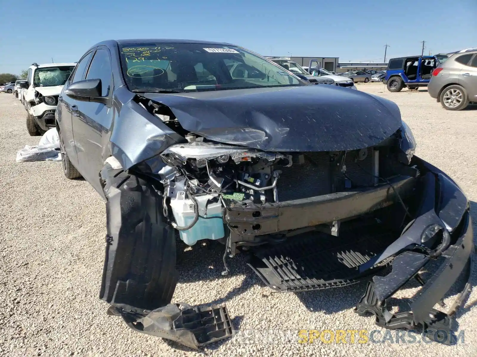 1 Photograph of a damaged car 2T1BURHE4KC129613 TOYOTA COROLLA 2019