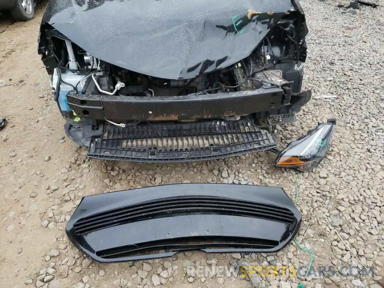 9 Photograph of a damaged car 2T1BURHE4KC129823 TOYOTA COROLLA 2019