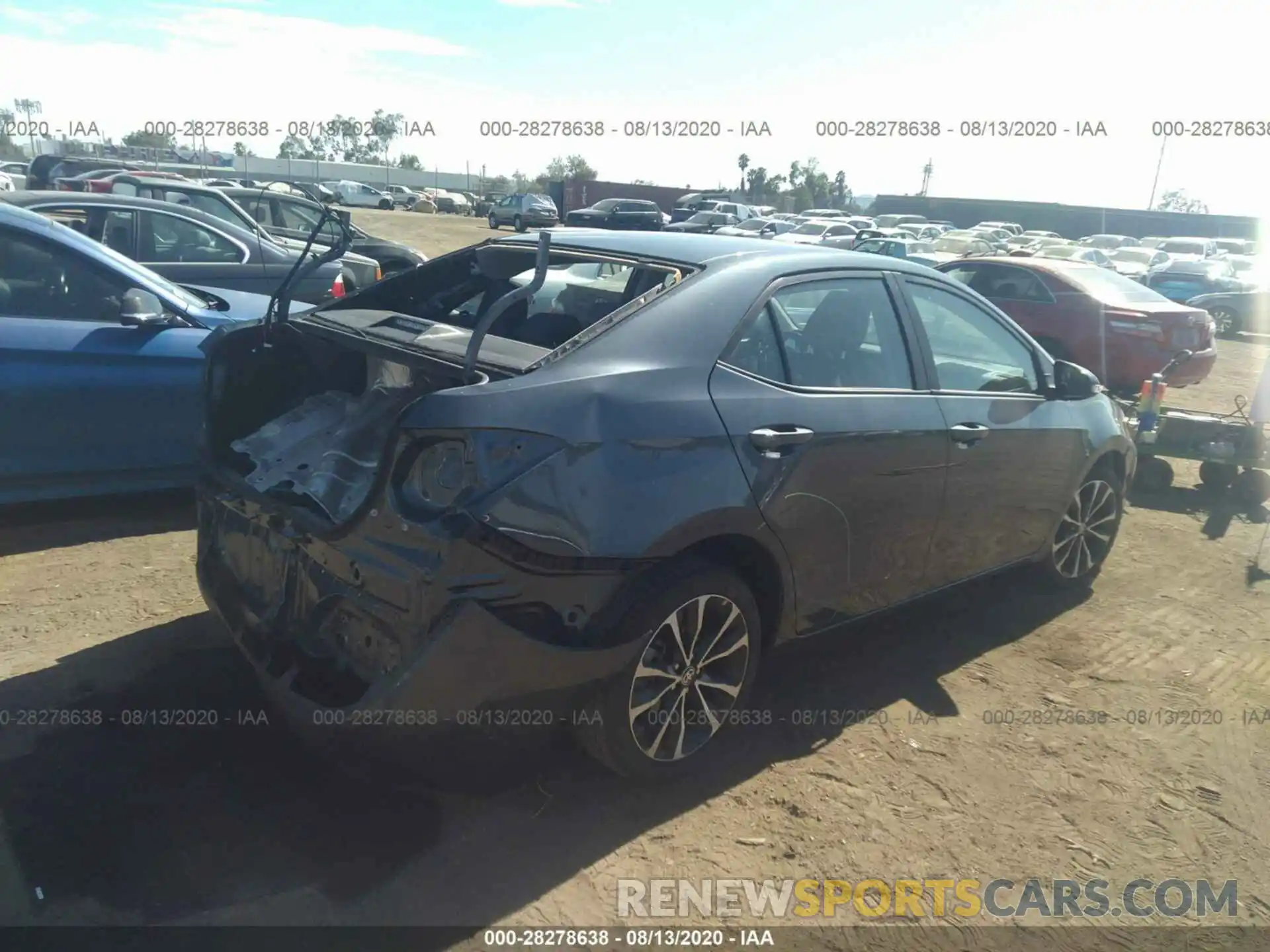 4 Photograph of a damaged car 2T1BURHE4KC130292 TOYOTA COROLLA 2019