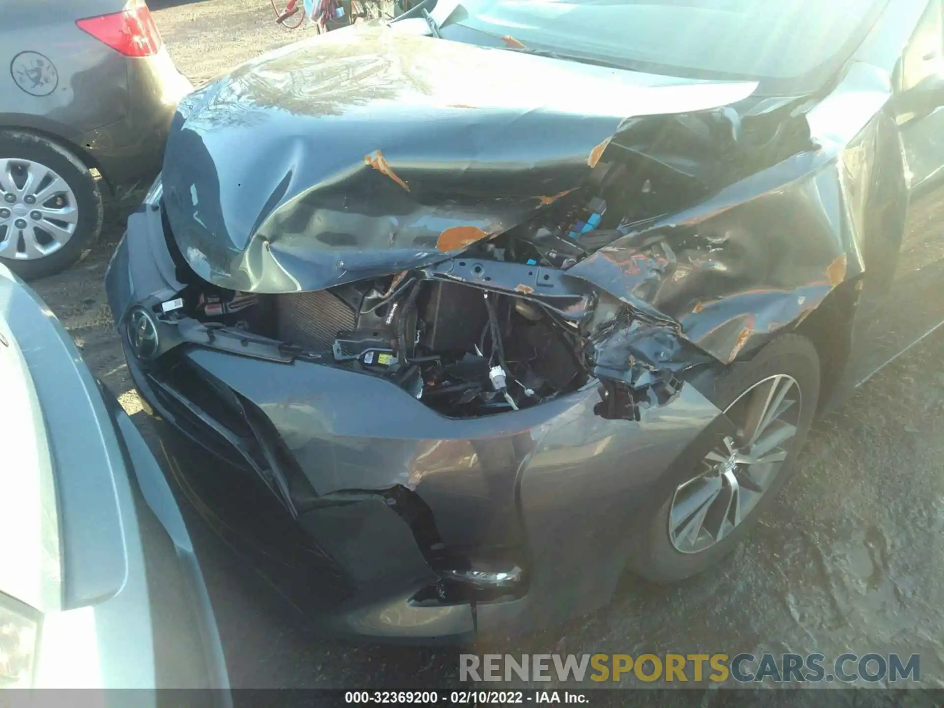 6 Photograph of a damaged car 2T1BURHE4KC130776 TOYOTA COROLLA 2019