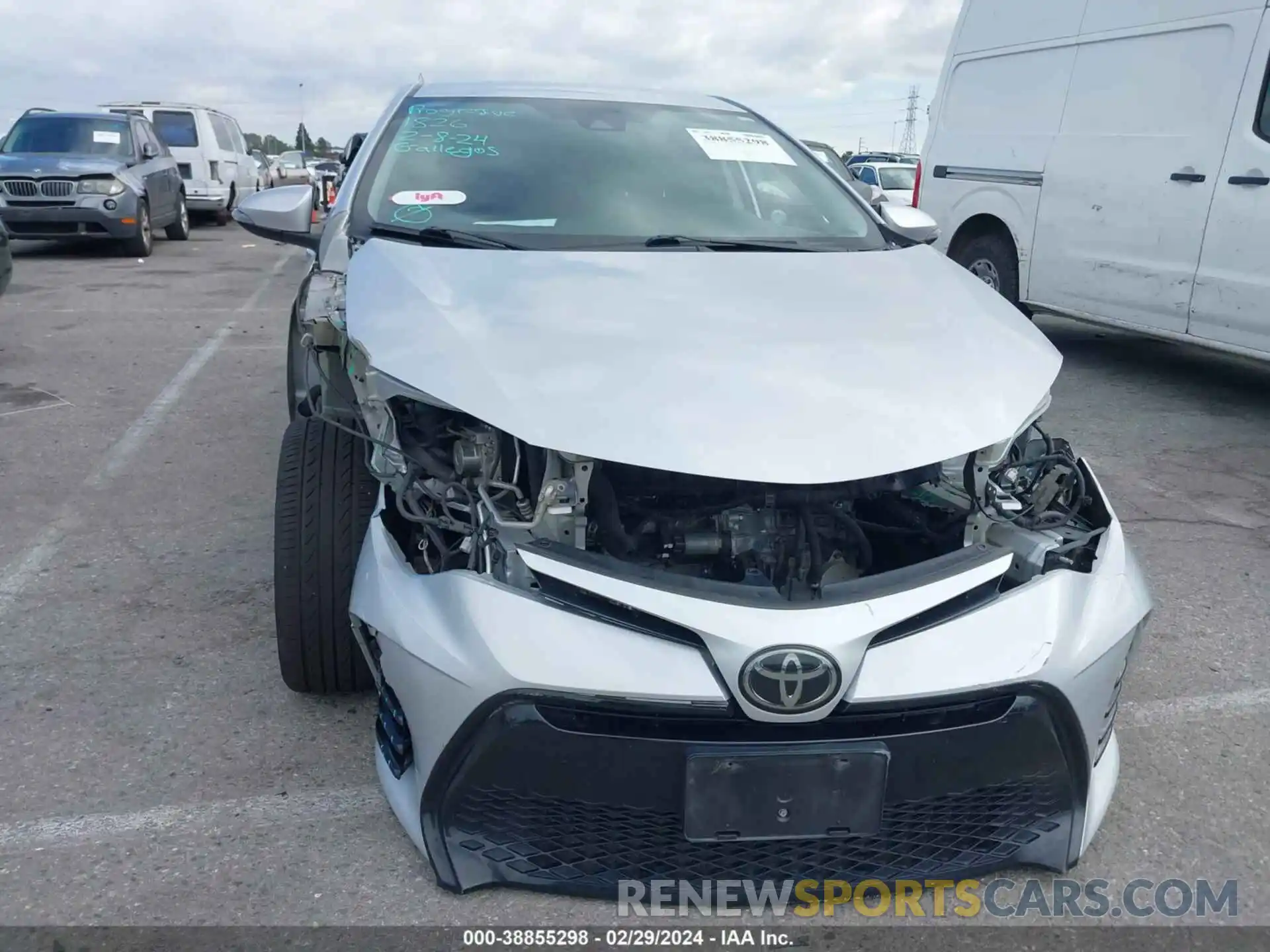 12 Photograph of a damaged car 2T1BURHE4KC131877 TOYOTA COROLLA 2019