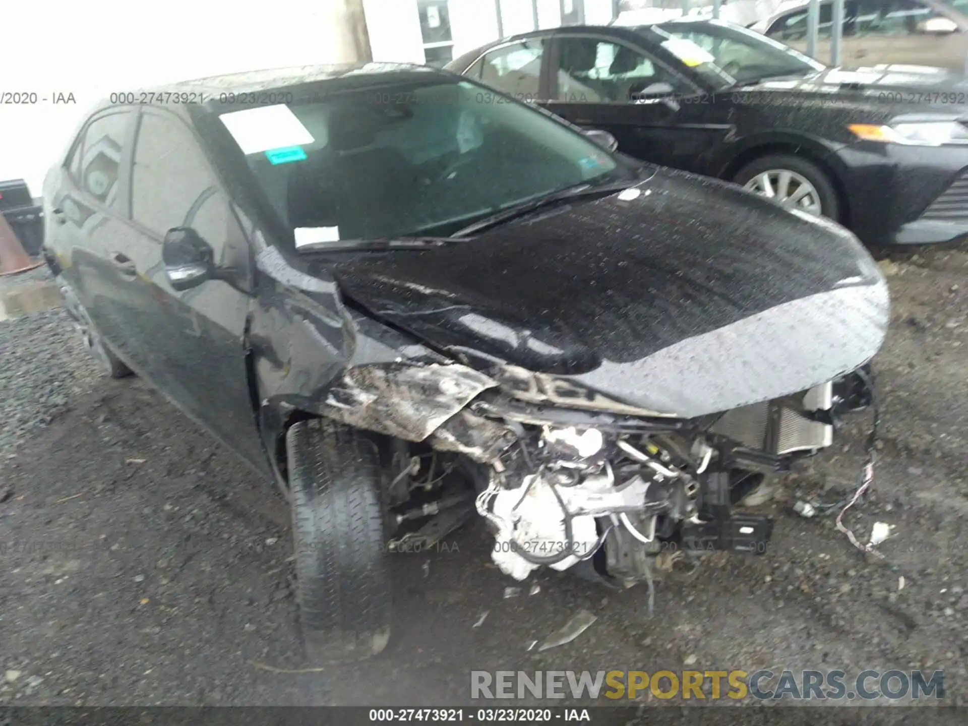 1 Photograph of a damaged car 2T1BURHE4KC133015 TOYOTA COROLLA 2019