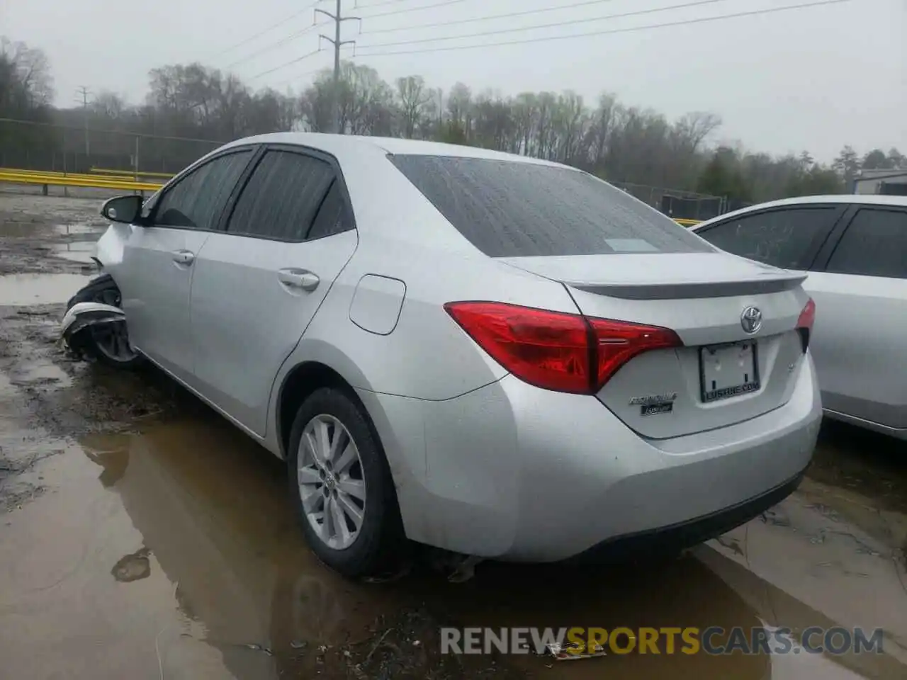 3 Photograph of a damaged car 2T1BURHE4KC133323 TOYOTA COROLLA 2019