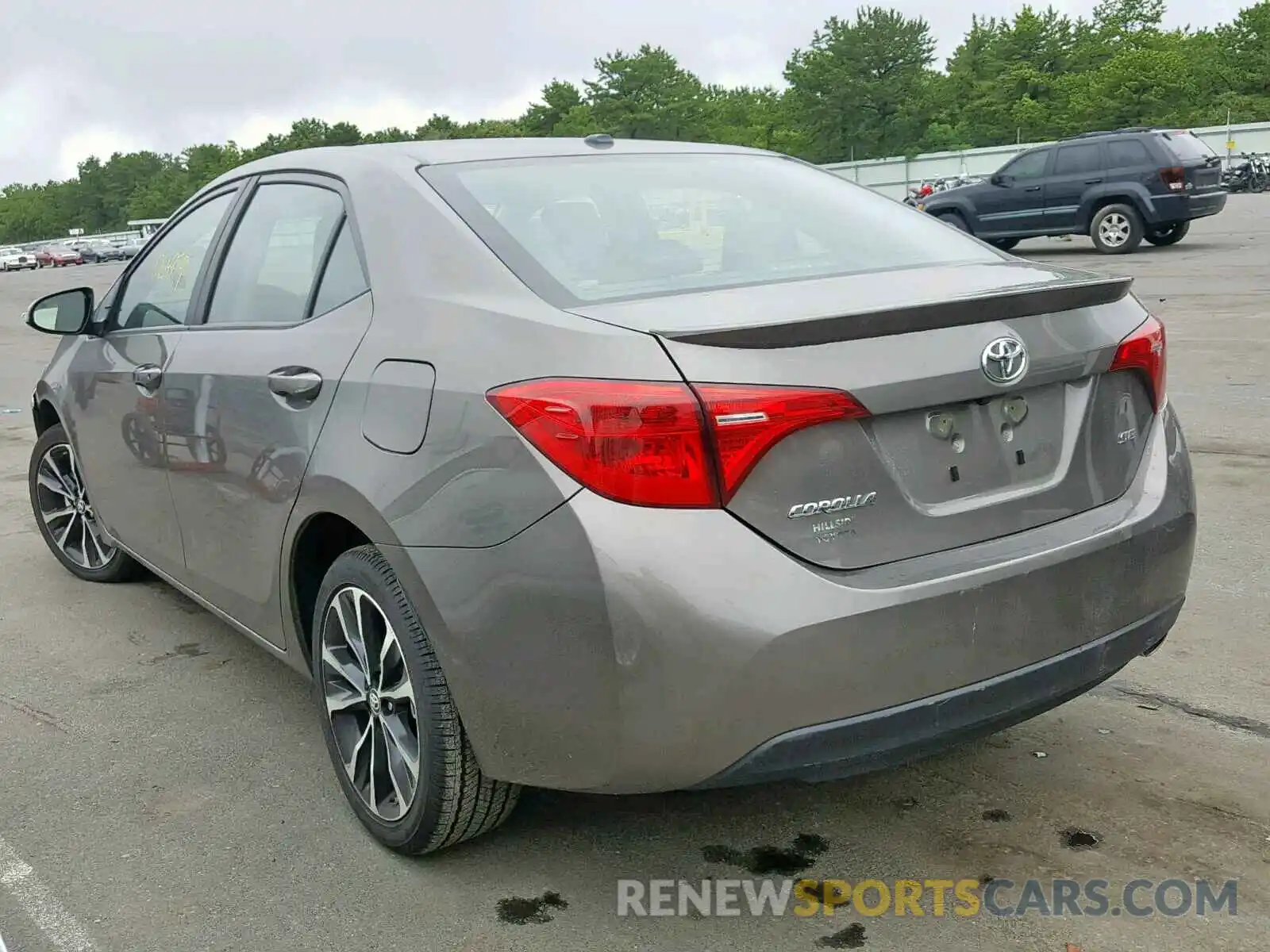 3 Photograph of a damaged car 2T1BURHE4KC135184 TOYOTA COROLLA 2019