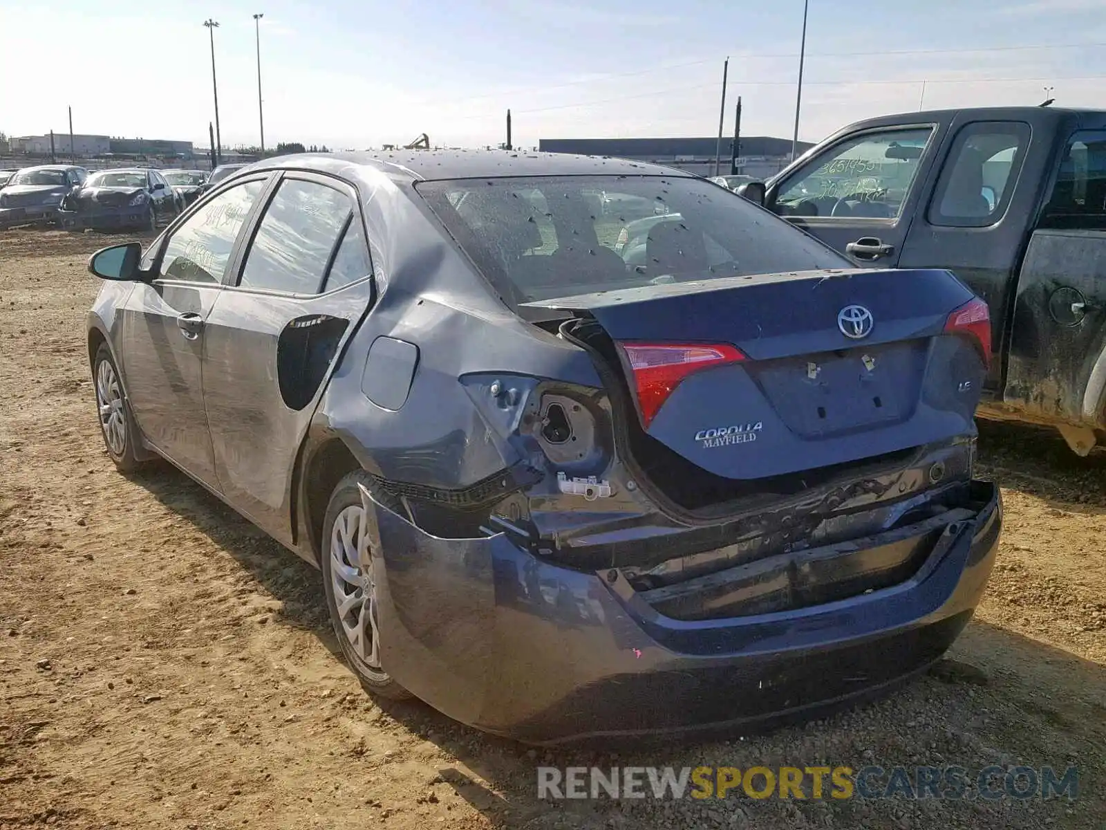 3 Photograph of a damaged car 2T1BURHE4KC135735 TOYOTA COROLLA 2019