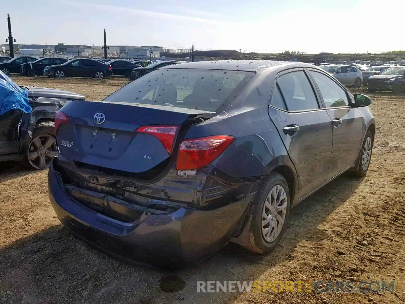 4 Photograph of a damaged car 2T1BURHE4KC135735 TOYOTA COROLLA 2019