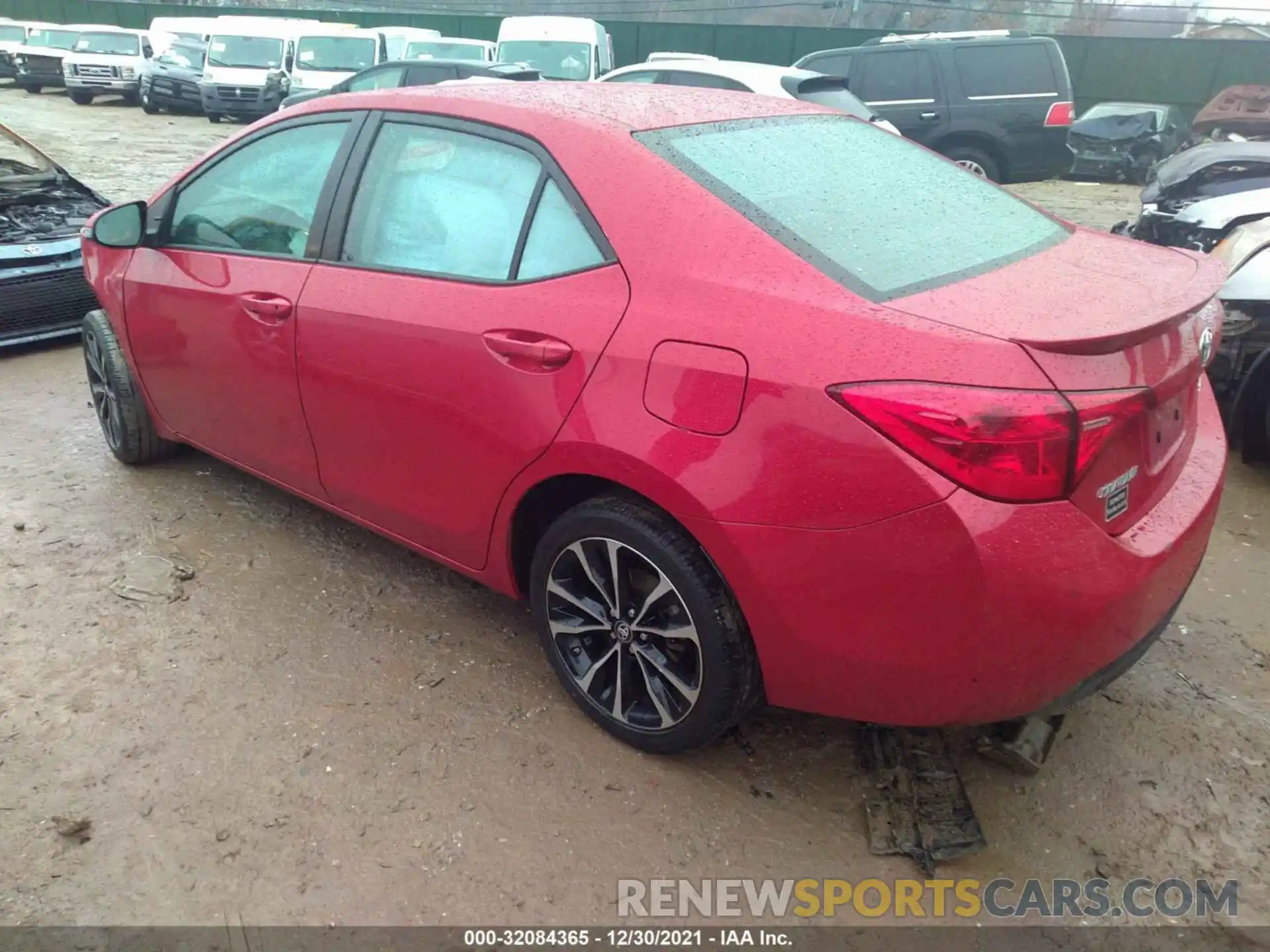 3 Photograph of a damaged car 2T1BURHE4KC137470 TOYOTA COROLLA 2019