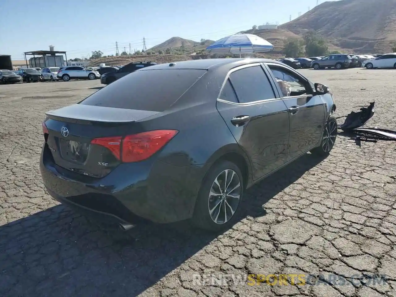 4 Photograph of a damaged car 2T1BURHE4KC139512 TOYOTA COROLLA 2019