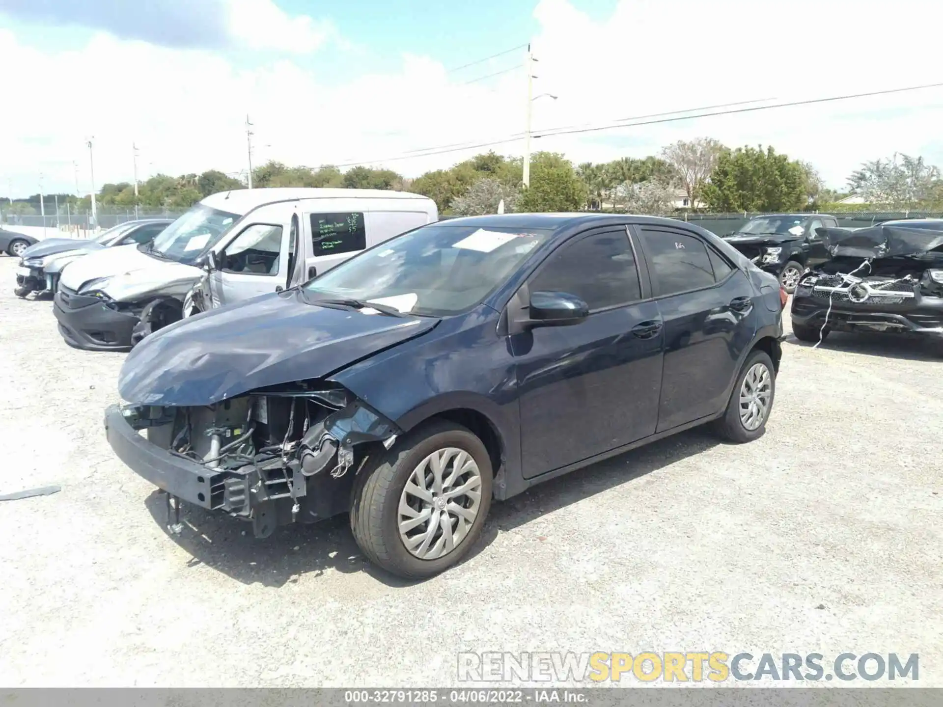 2 Photograph of a damaged car 2T1BURHE4KC141521 TOYOTA COROLLA 2019