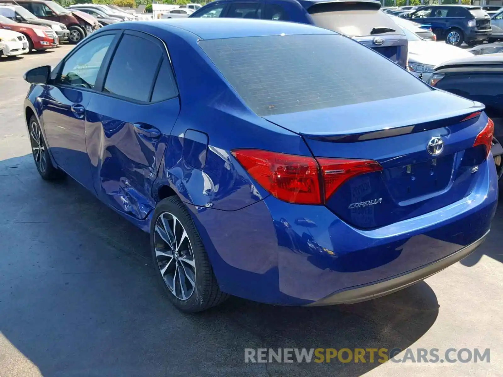 3 Photograph of a damaged car 2T1BURHE4KC141695 TOYOTA COROLLA 2019