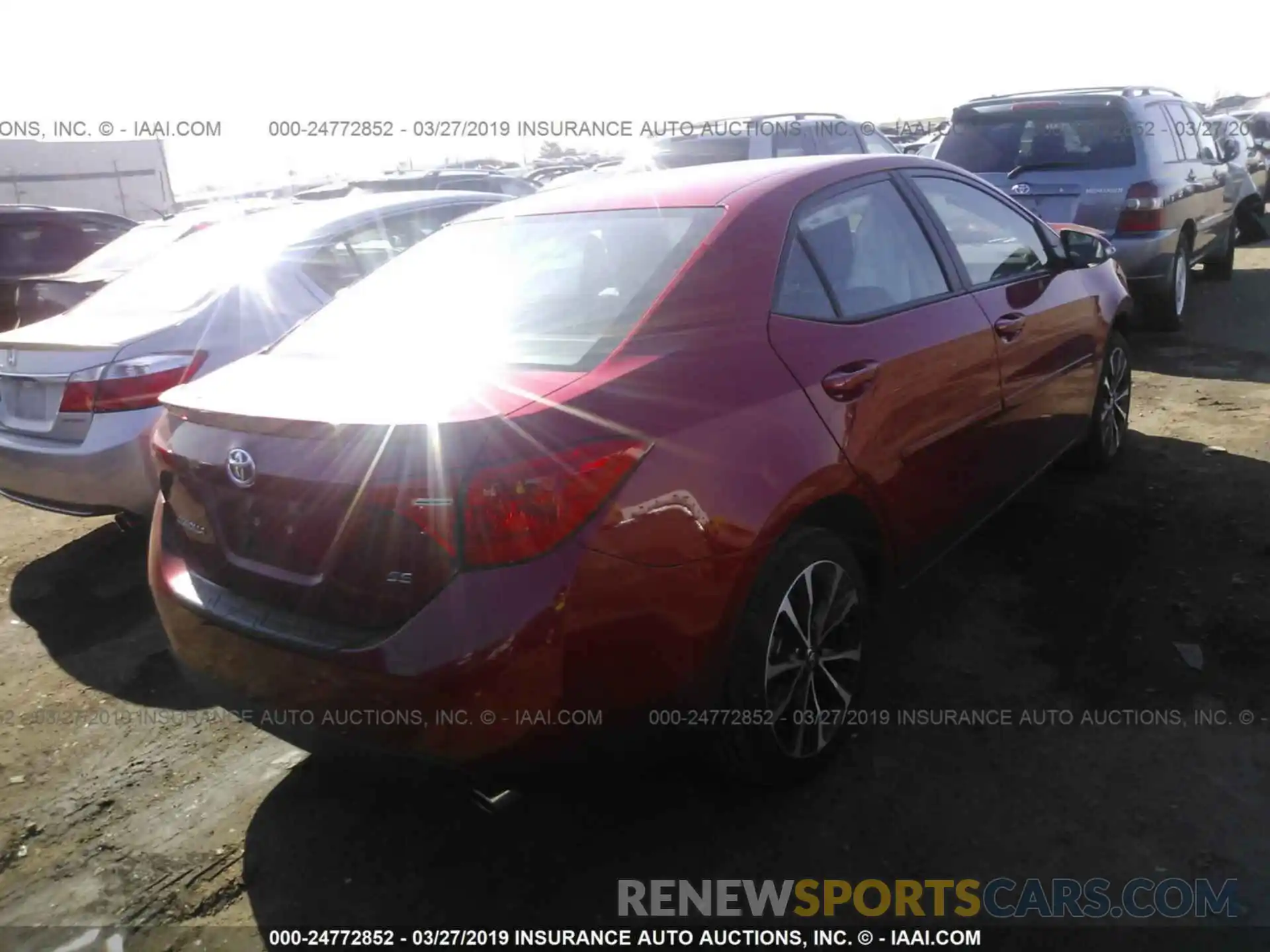 4 Photograph of a damaged car 2T1BURHE4KC141888 TOYOTA COROLLA 2019