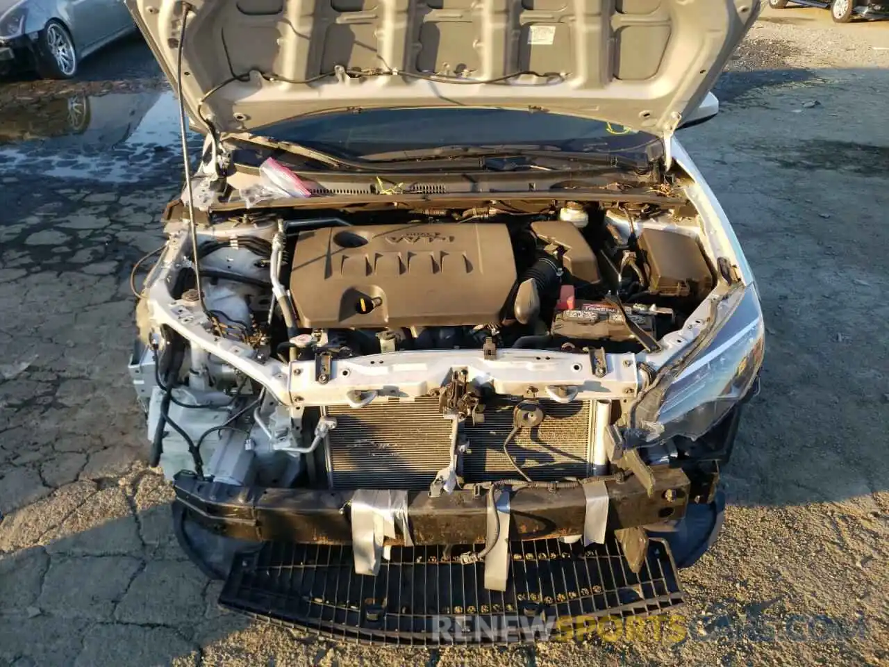 7 Photograph of a damaged car 2T1BURHE4KC141969 TOYOTA COROLLA 2019