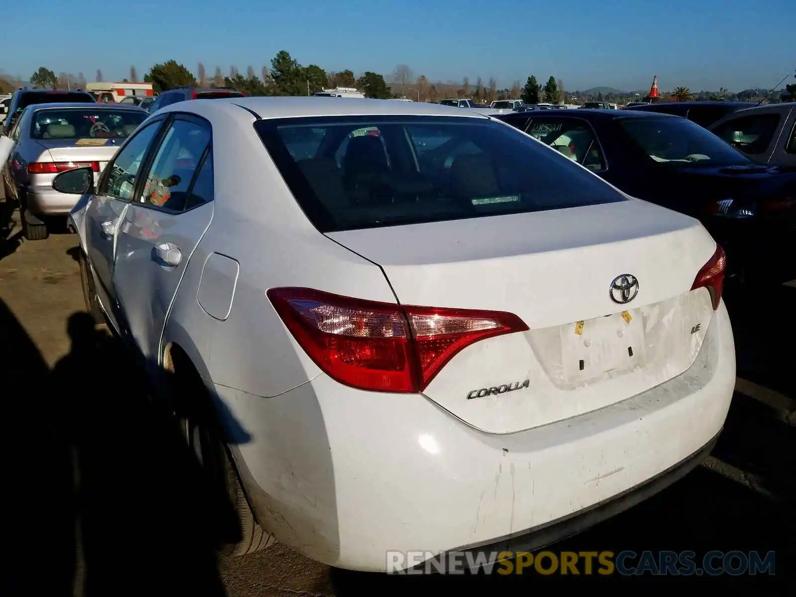 3 Photograph of a damaged car 2T1BURHE4KC142085 TOYOTA COROLLA 2019