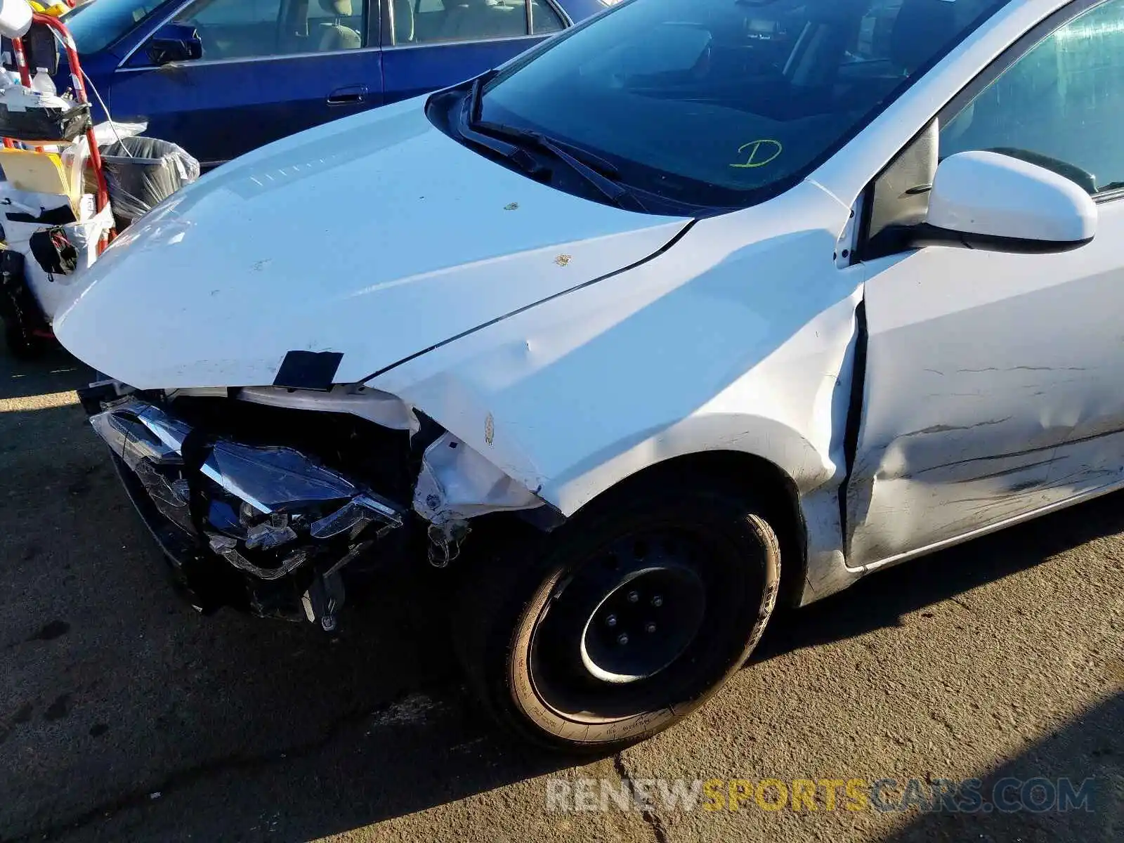 9 Photograph of a damaged car 2T1BURHE4KC142085 TOYOTA COROLLA 2019