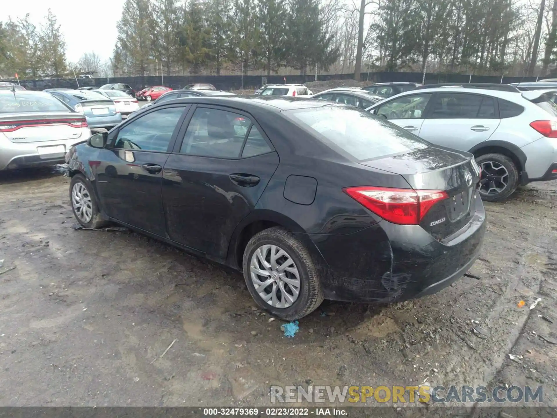 3 Photograph of a damaged car 2T1BURHE4KC142491 TOYOTA COROLLA 2019