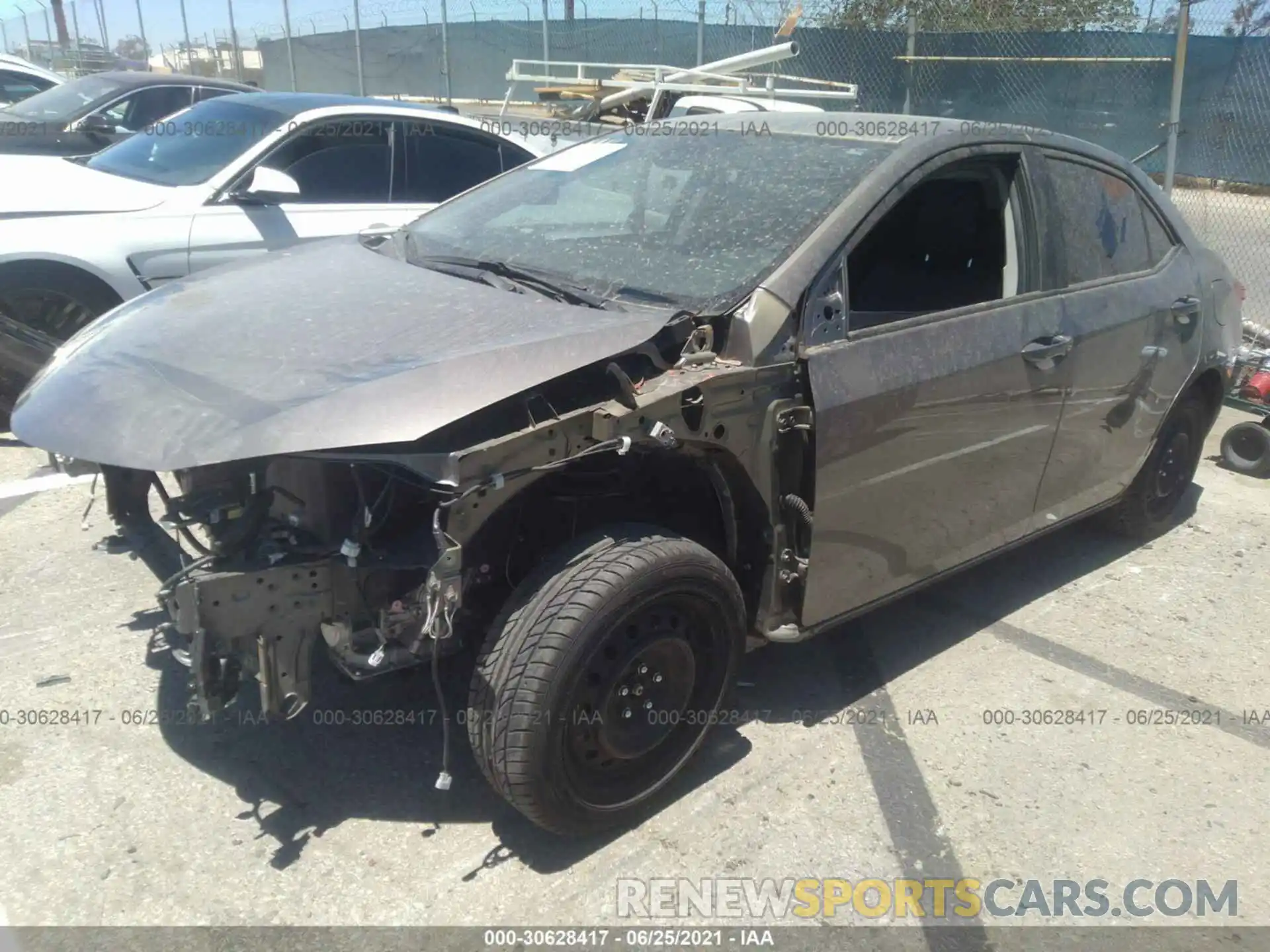 2 Photograph of a damaged car 2T1BURHE4KC143429 TOYOTA COROLLA 2019