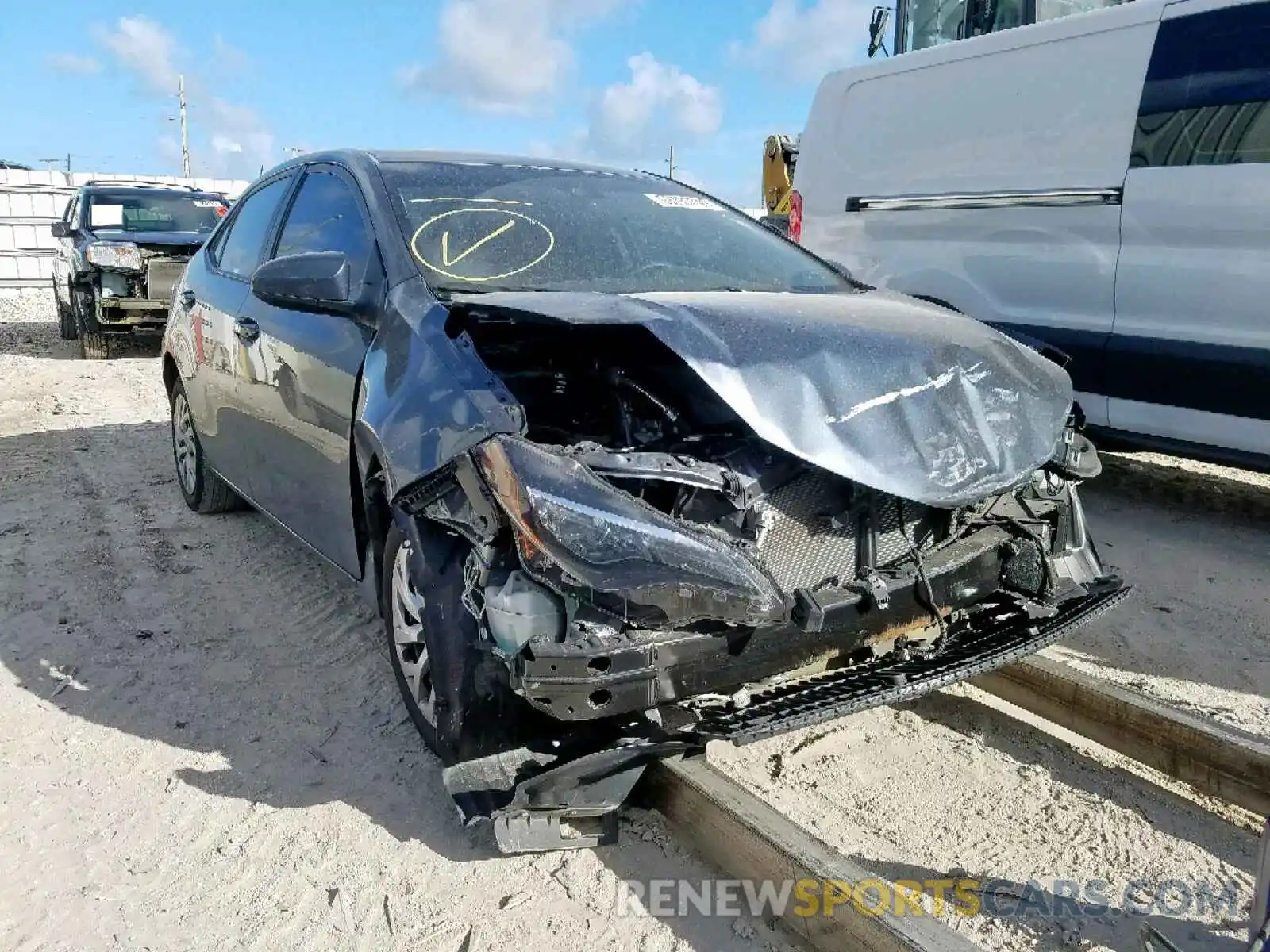 1 Photograph of a damaged car 2T1BURHE4KC143950 TOYOTA COROLLA 2019