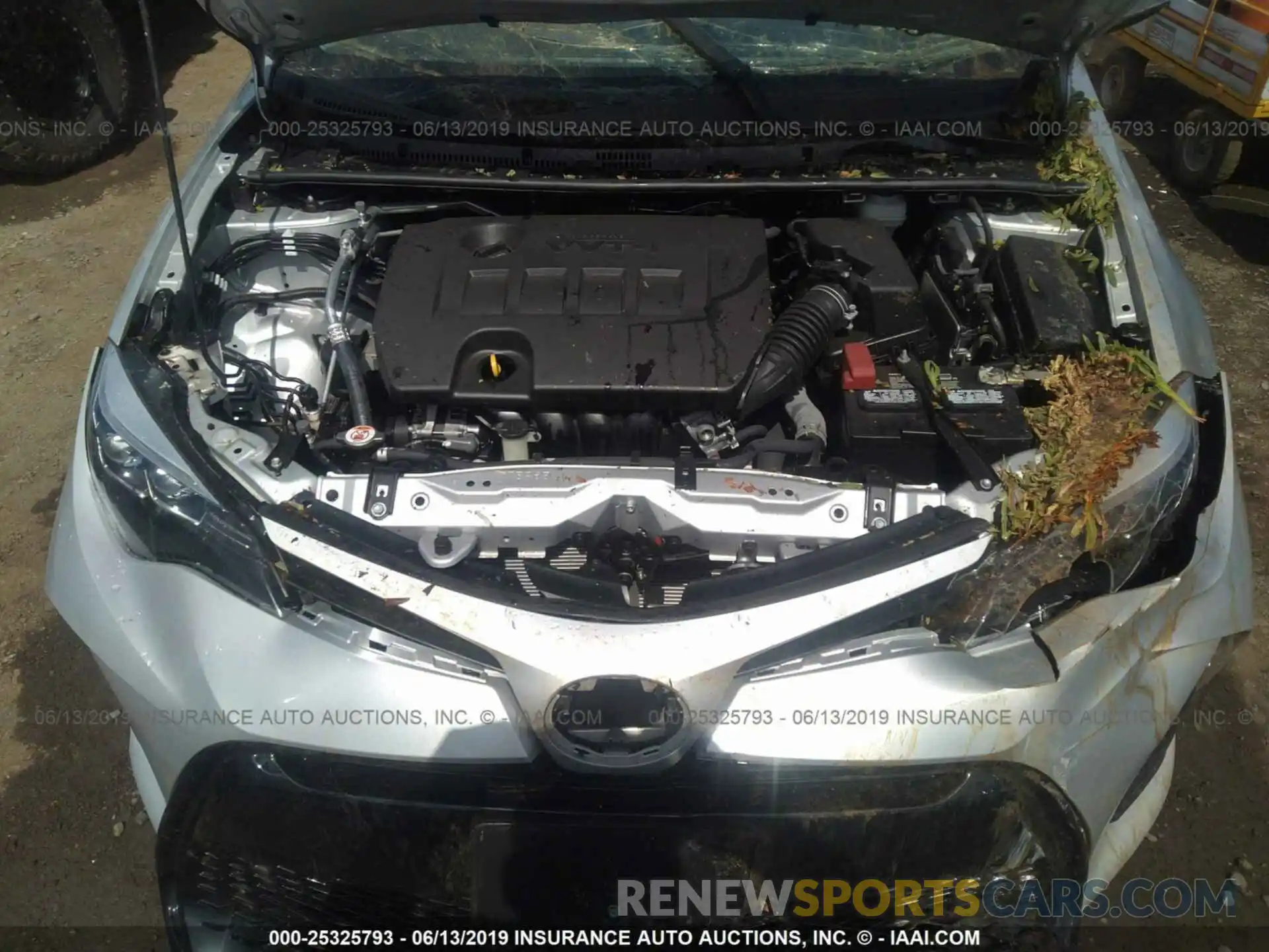 10 Photograph of a damaged car 2T1BURHE4KC145780 TOYOTA COROLLA 2019