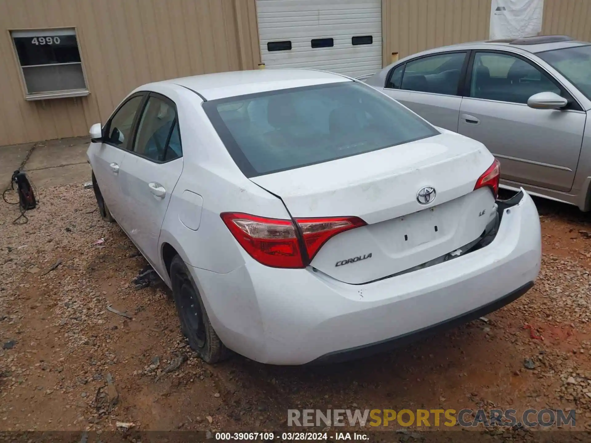 3 Photograph of a damaged car 2T1BURHE4KC146038 TOYOTA COROLLA 2019