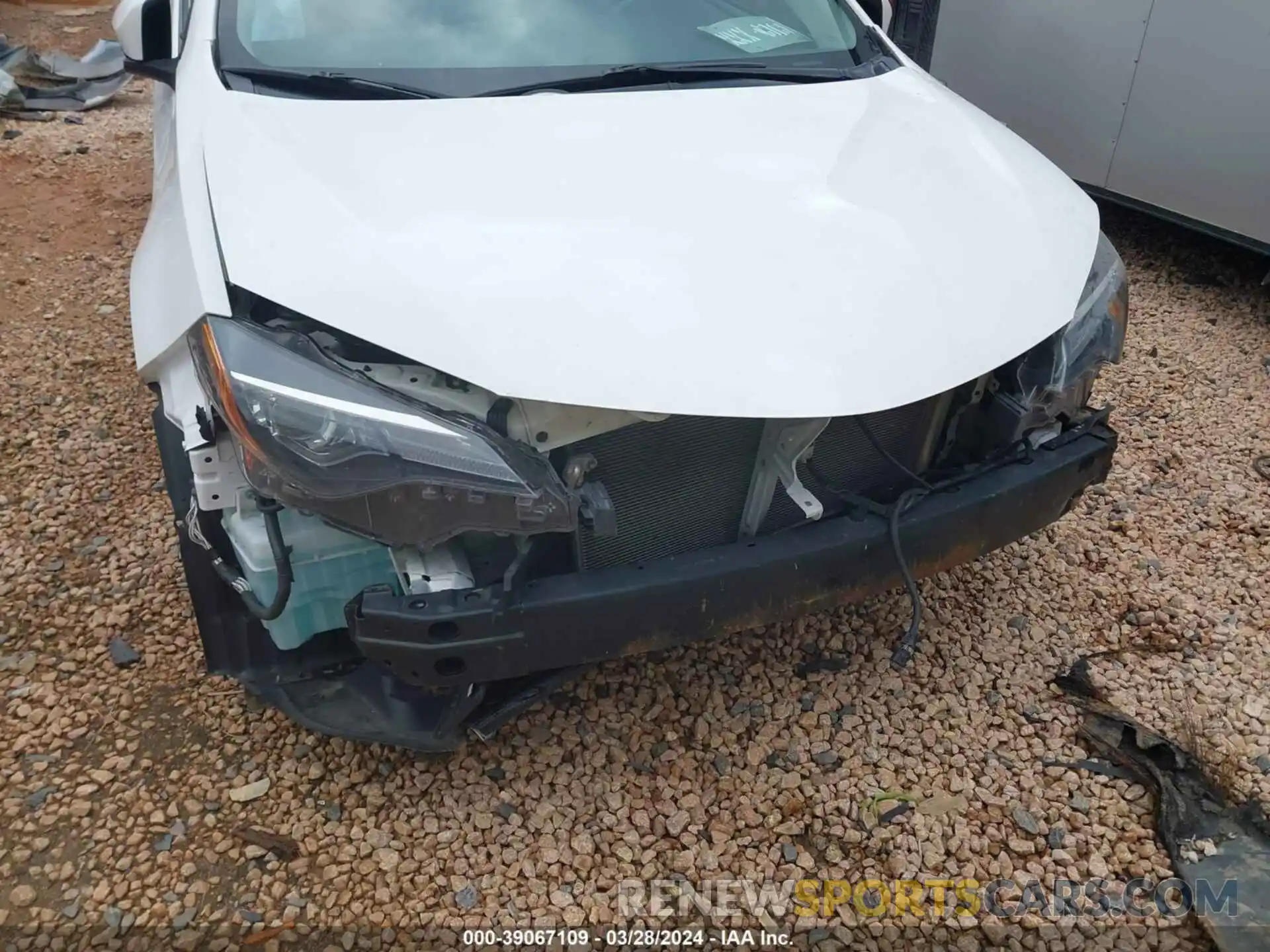 6 Photograph of a damaged car 2T1BURHE4KC146038 TOYOTA COROLLA 2019