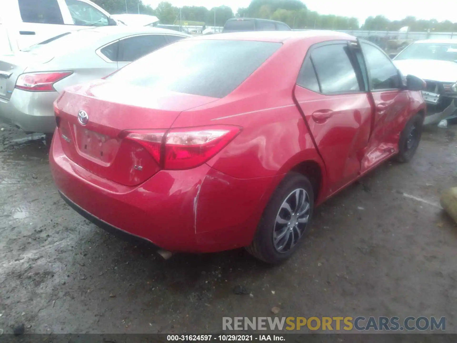 4 Photograph of a damaged car 2T1BURHE4KC146041 TOYOTA COROLLA 2019