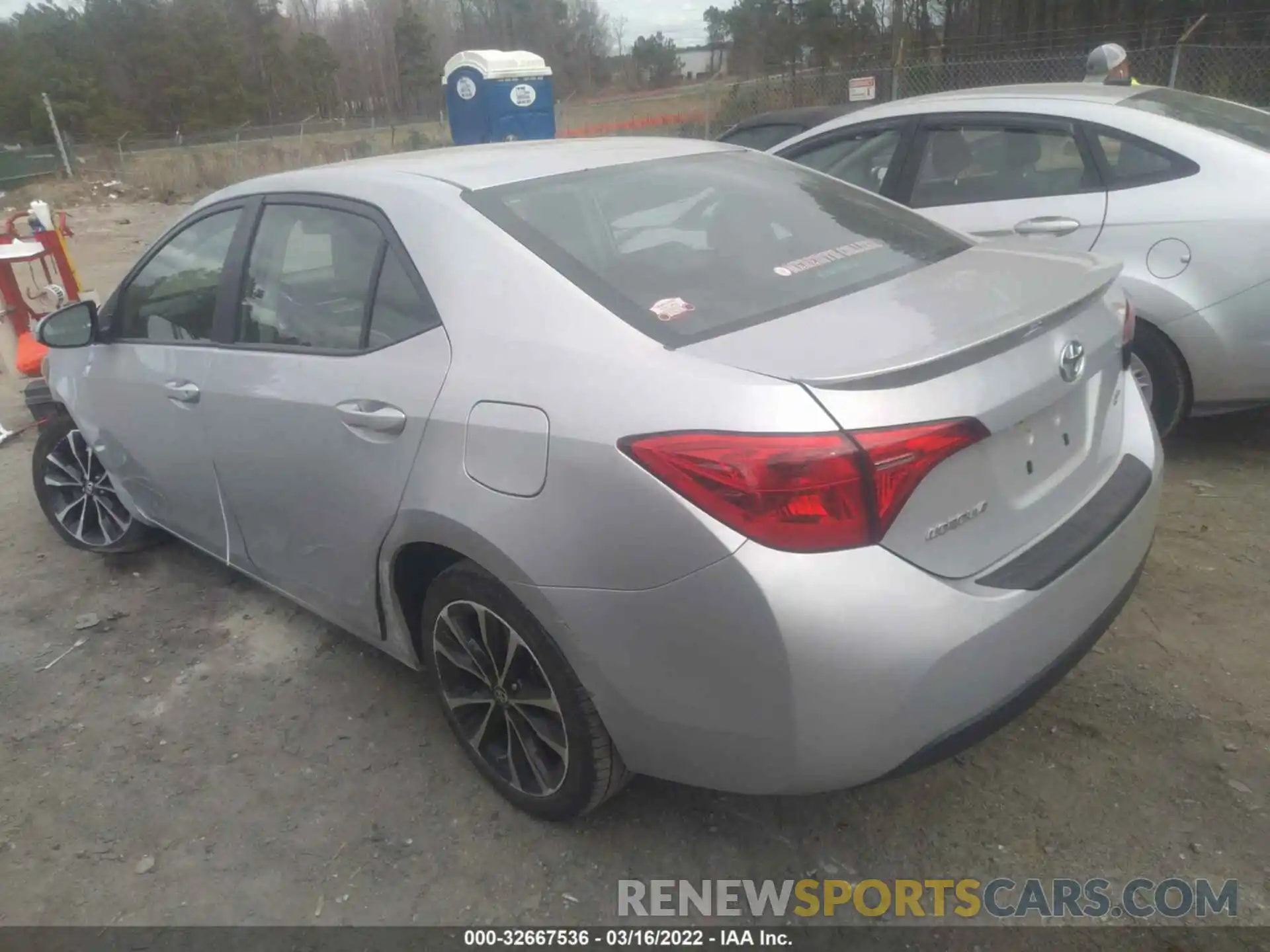 3 Photograph of a damaged car 2T1BURHE4KC146296 TOYOTA COROLLA 2019