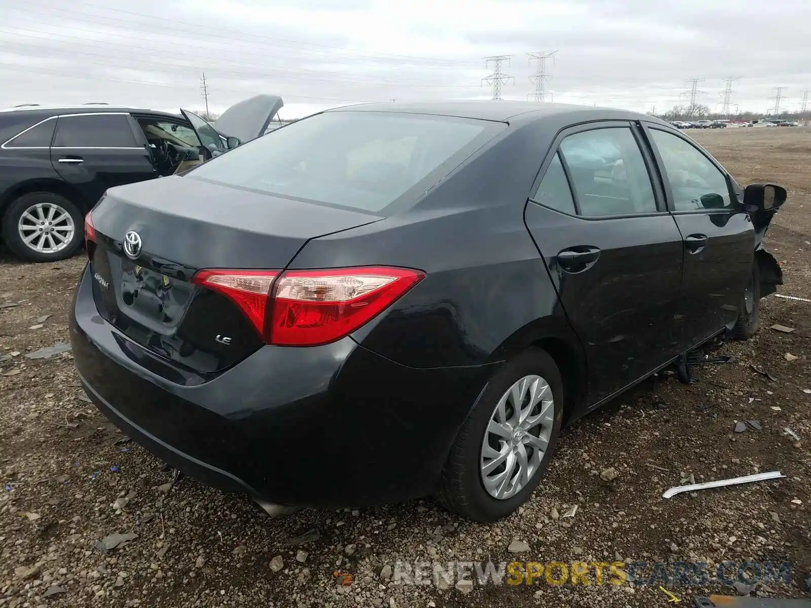 4 Photograph of a damaged car 2T1BURHE4KC146993 TOYOTA COROLLA 2019