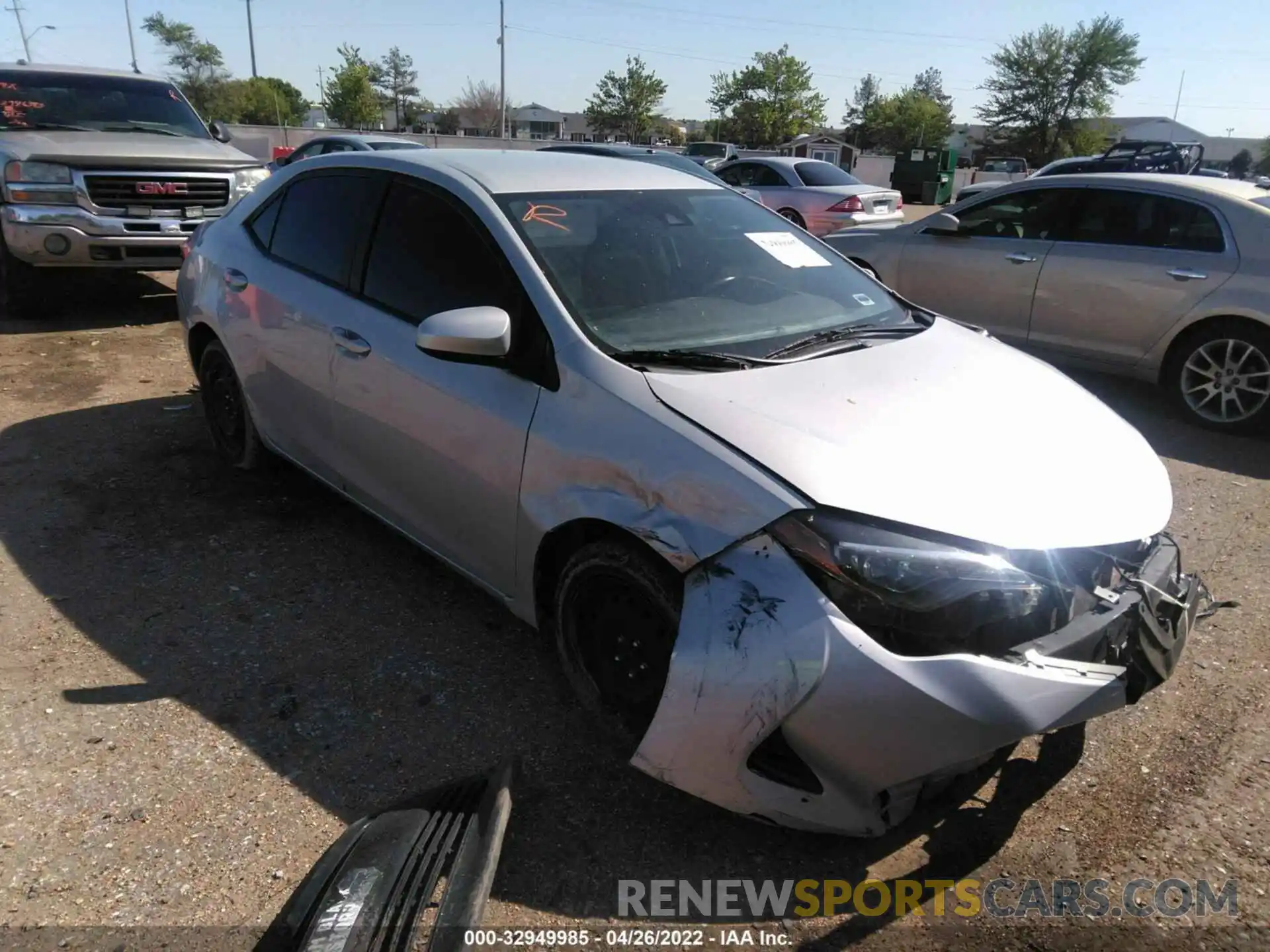 1 Photograph of a damaged car 2T1BURHE4KC147075 TOYOTA COROLLA 2019