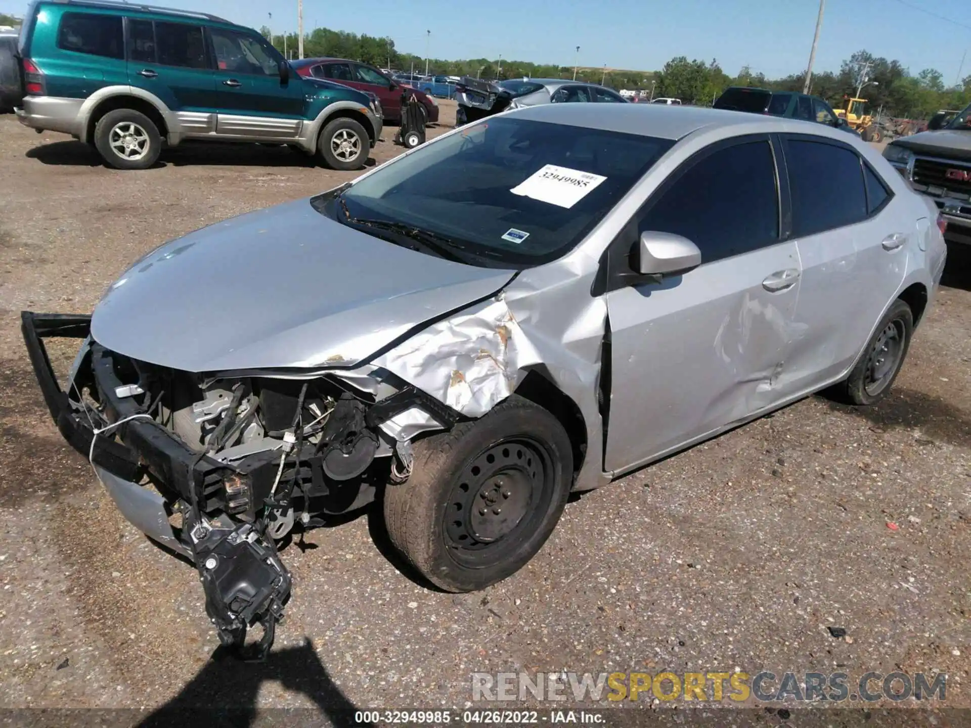 2 Photograph of a damaged car 2T1BURHE4KC147075 TOYOTA COROLLA 2019