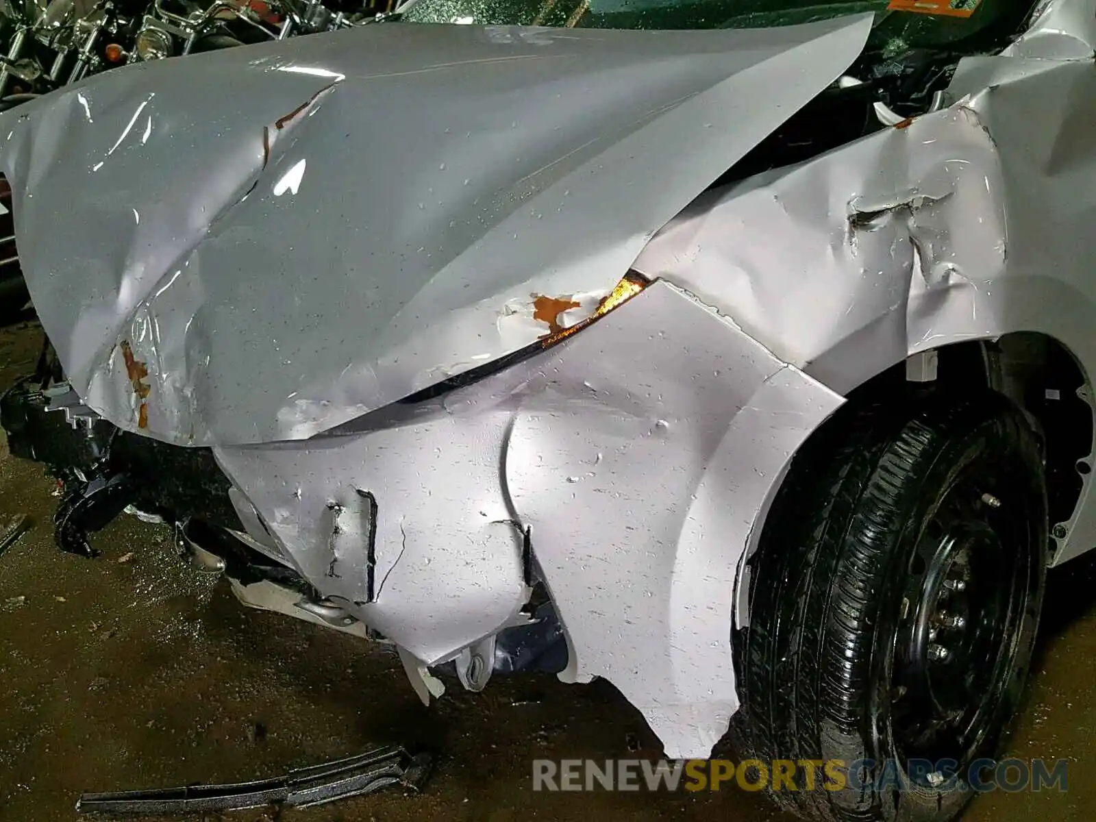 9 Photograph of a damaged car 2T1BURHE4KC147397 TOYOTA COROLLA 2019