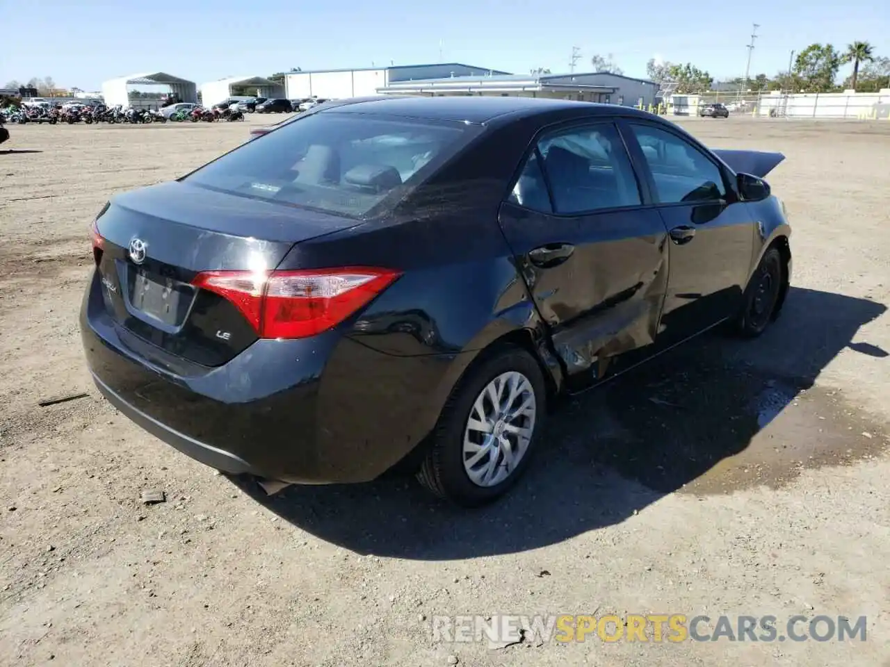 4 Photograph of a damaged car 2T1BURHE4KC147853 TOYOTA COROLLA 2019