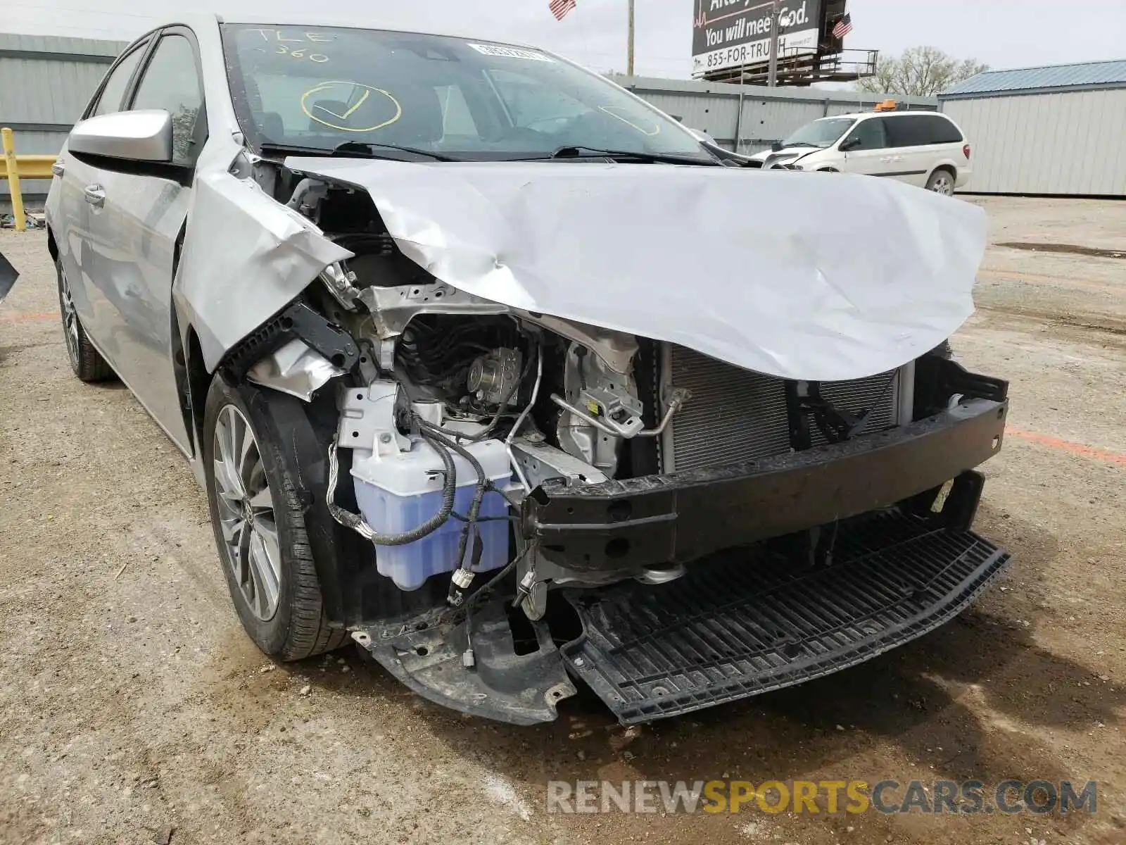 9 Photograph of a damaged car 2T1BURHE4KC148193 TOYOTA COROLLA 2019