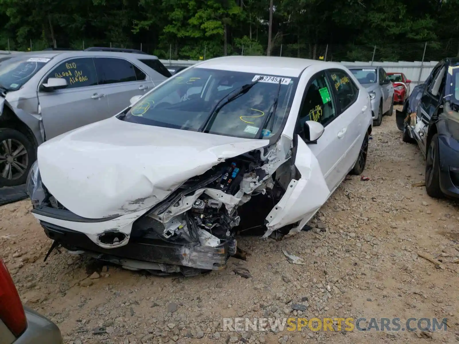 2 Photograph of a damaged car 2T1BURHE4KC148226 TOYOTA COROLLA 2019