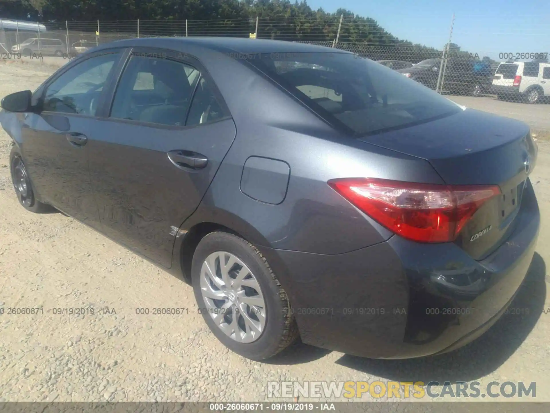 3 Photograph of a damaged car 2T1BURHE4KC149330 TOYOTA COROLLA 2019