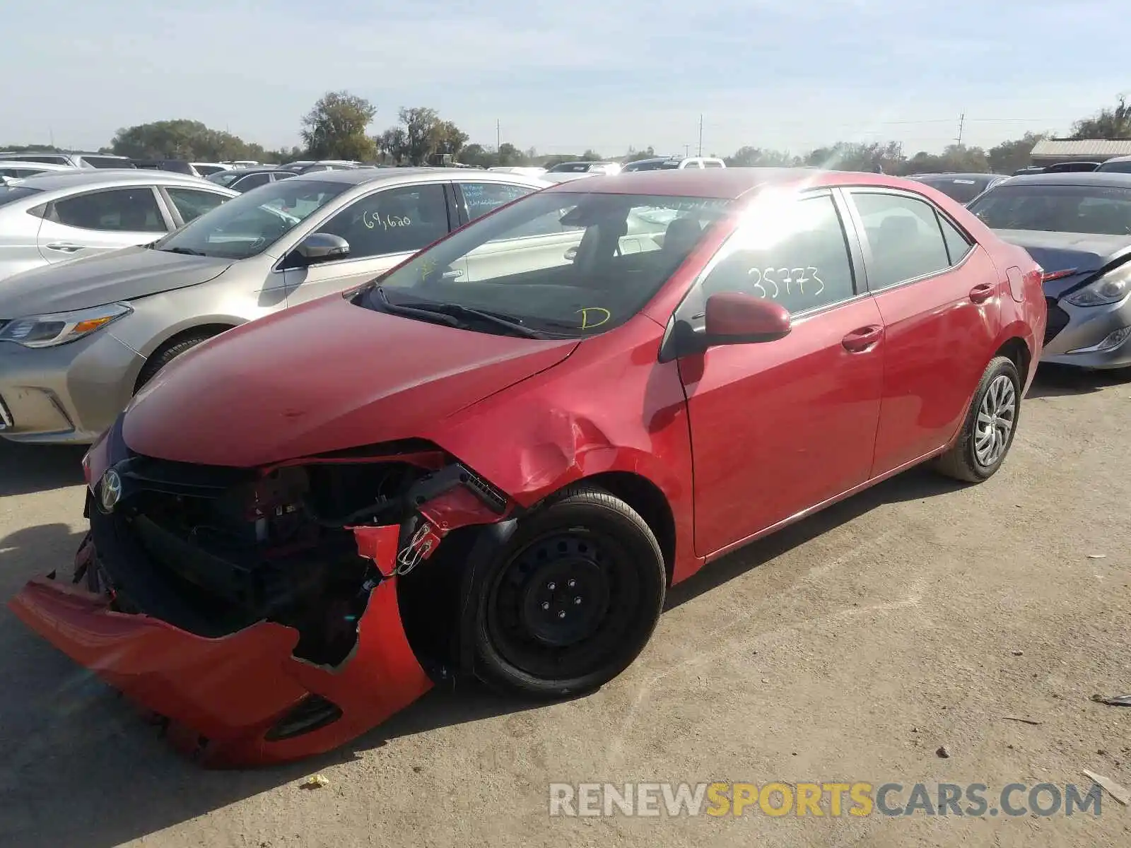 2 Photograph of a damaged car 2T1BURHE4KC149568 TOYOTA COROLLA 2019