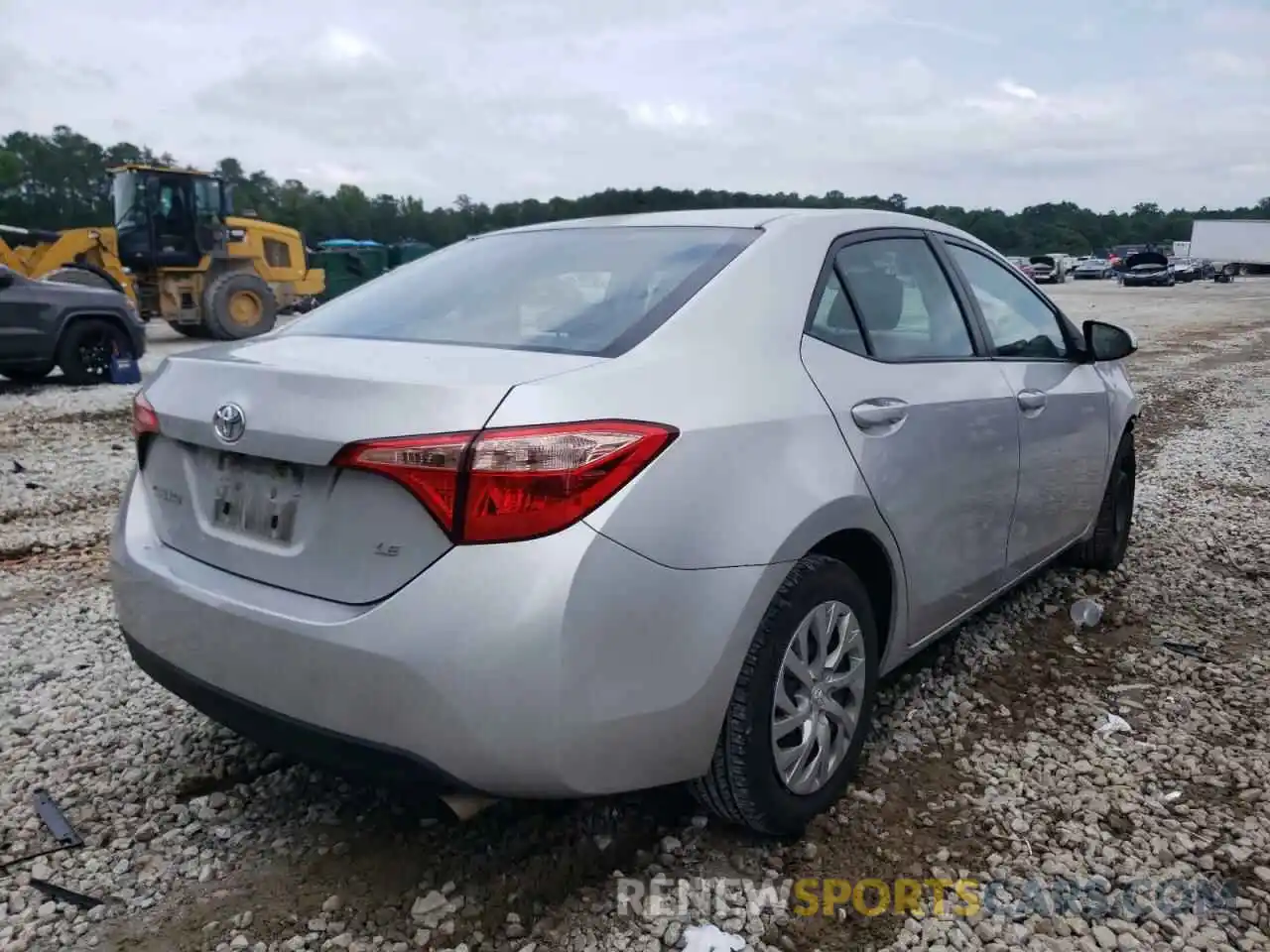 4 Photograph of a damaged car 2T1BURHE4KC149618 TOYOTA COROLLA 2019