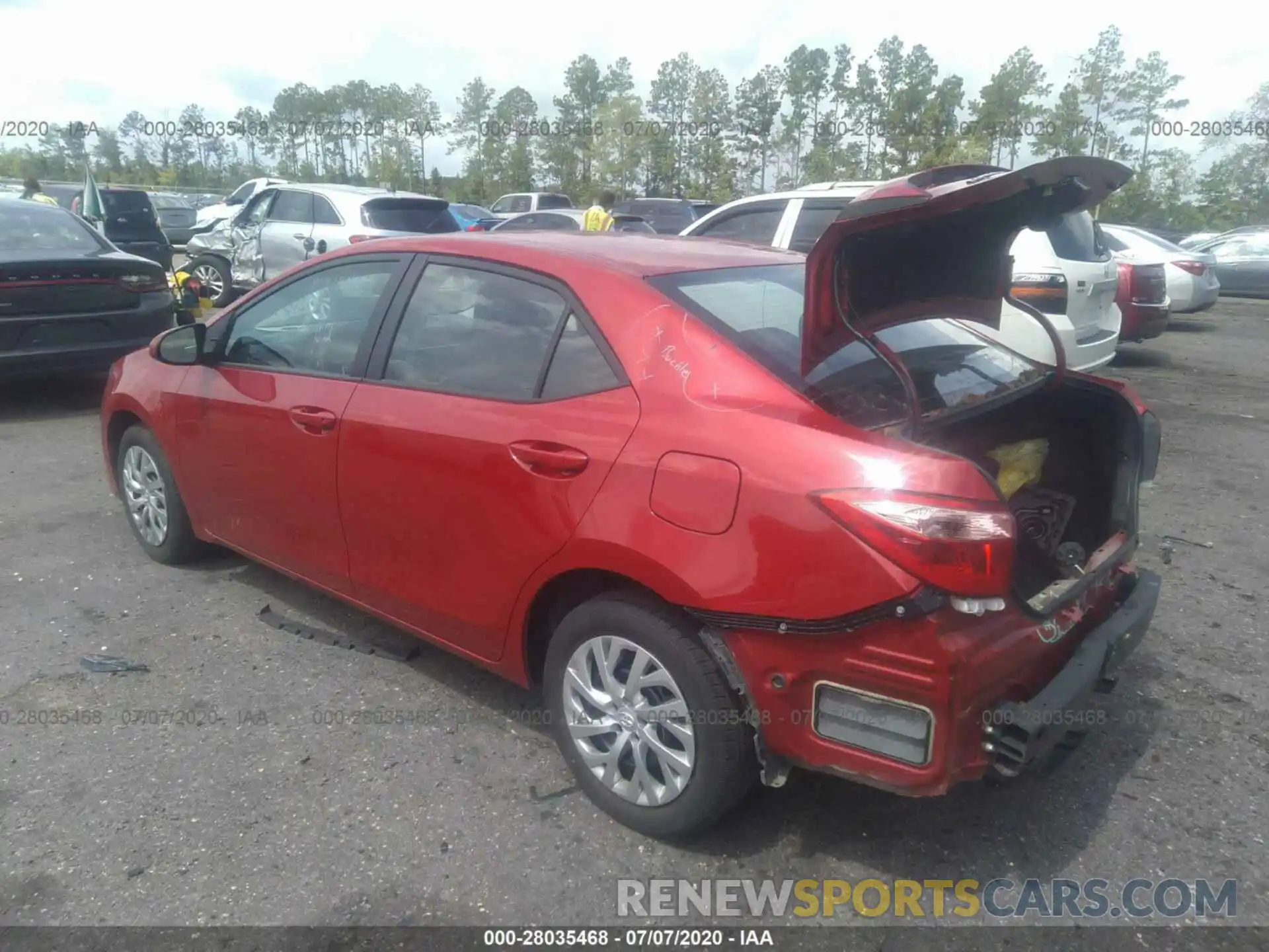 3 Photograph of a damaged car 2T1BURHE4KC149747 TOYOTA COROLLA 2019