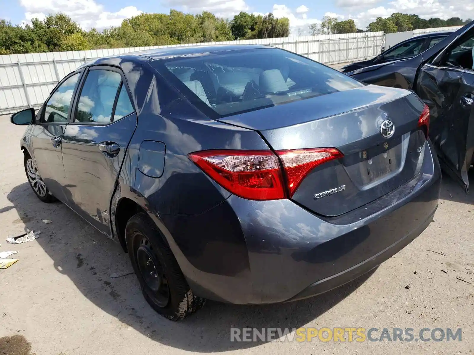 3 Photograph of a damaged car 2T1BURHE4KC151787 TOYOTA COROLLA 2019