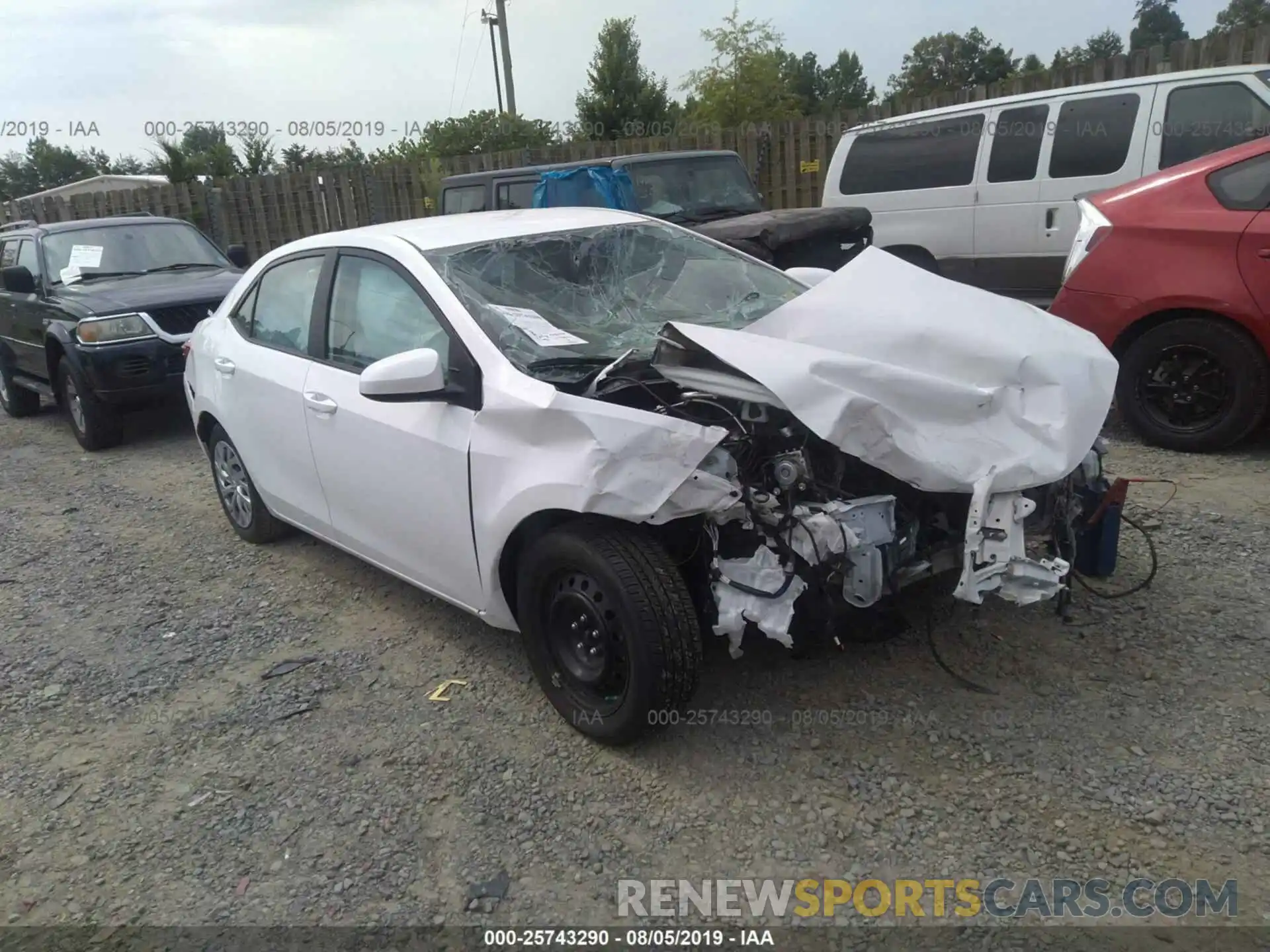 1 Photograph of a damaged car 2T1BURHE4KC152311 TOYOTA COROLLA 2019